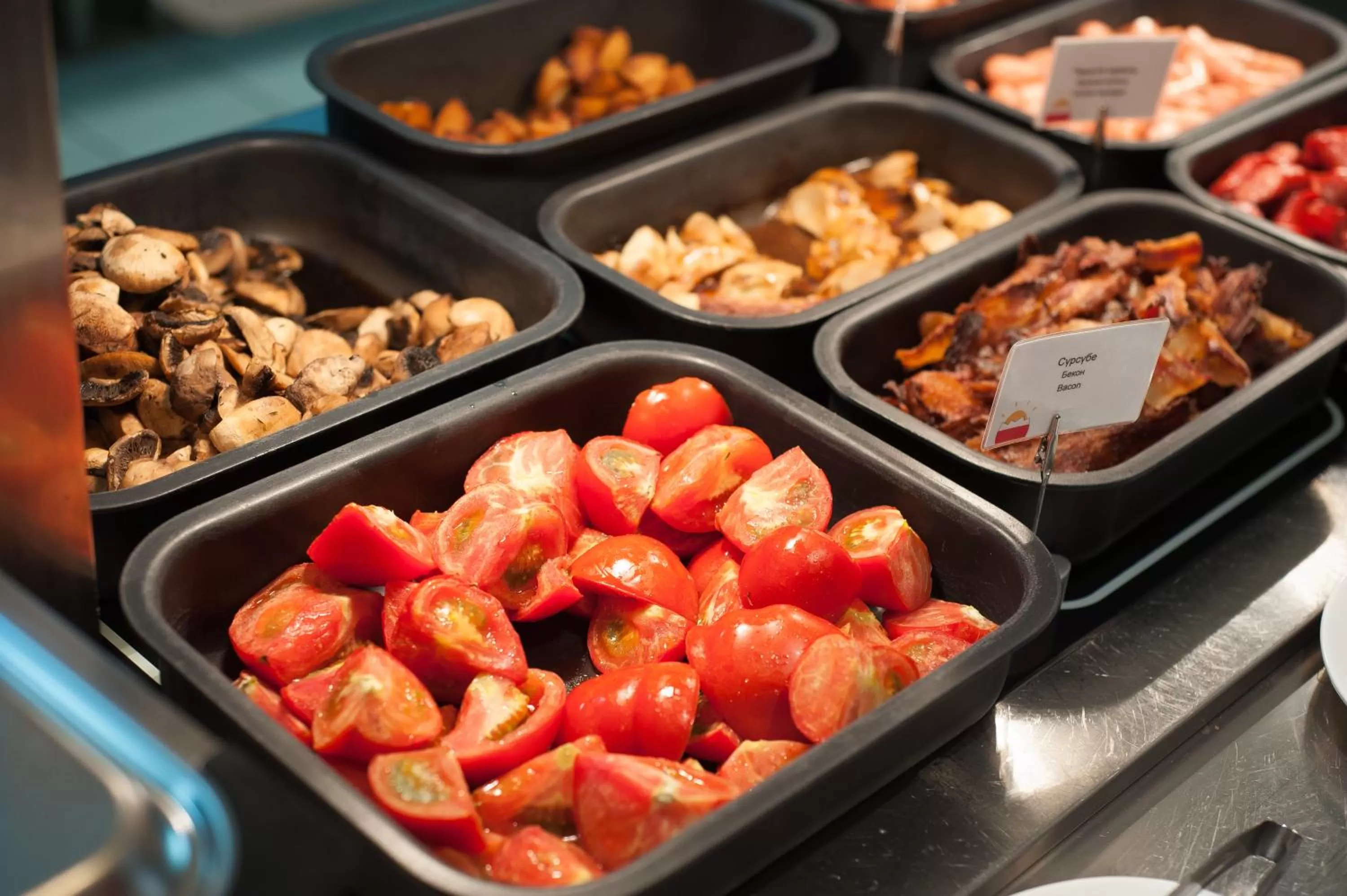 Restaurant/places to eat in Park Inn by Radisson Hotel Astana