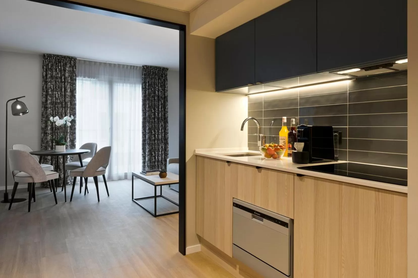 Kitchen or kitchenette in Citadines Eurometropole Strasbourg