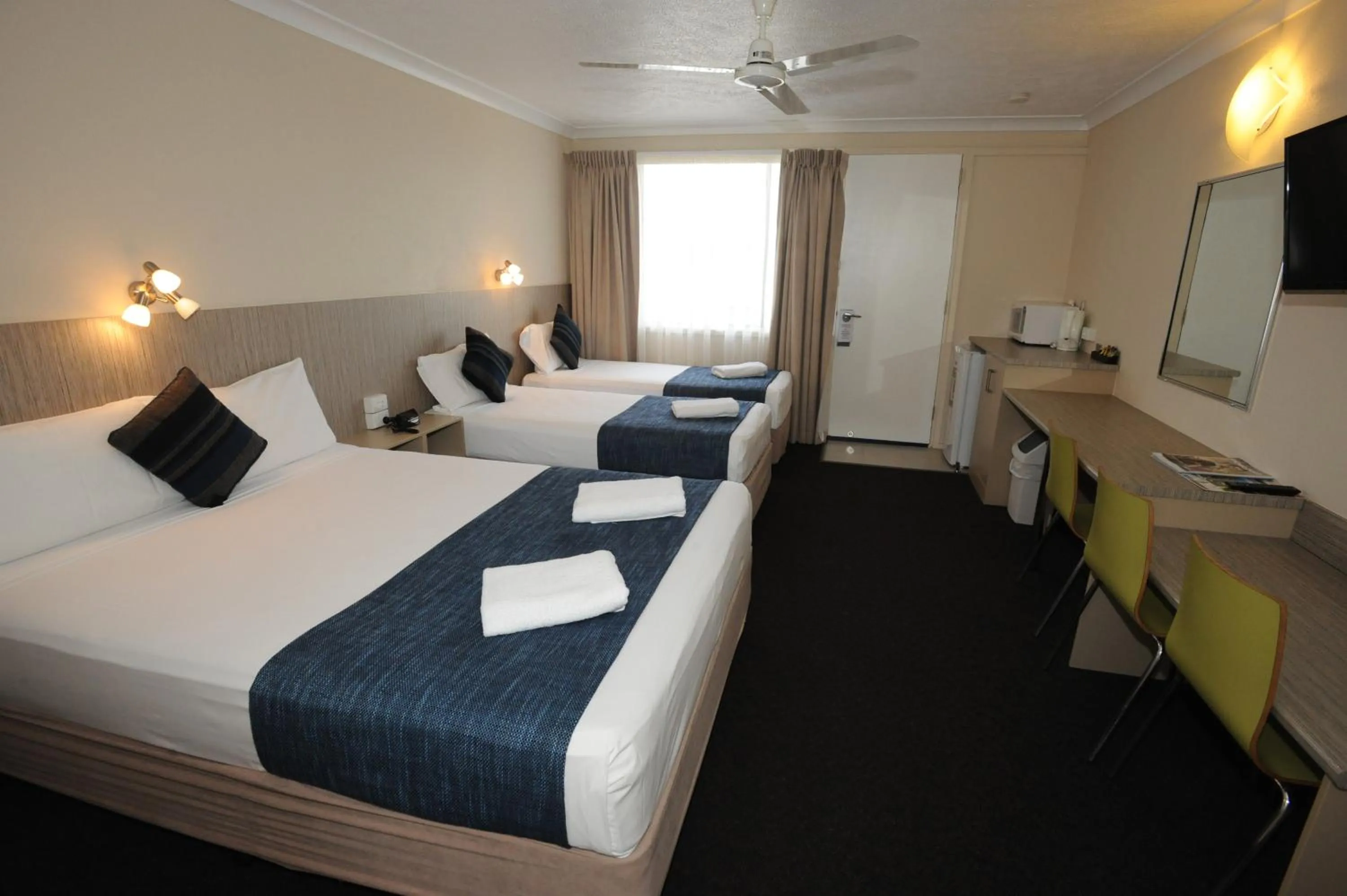 Bed in Shoredrive Motel