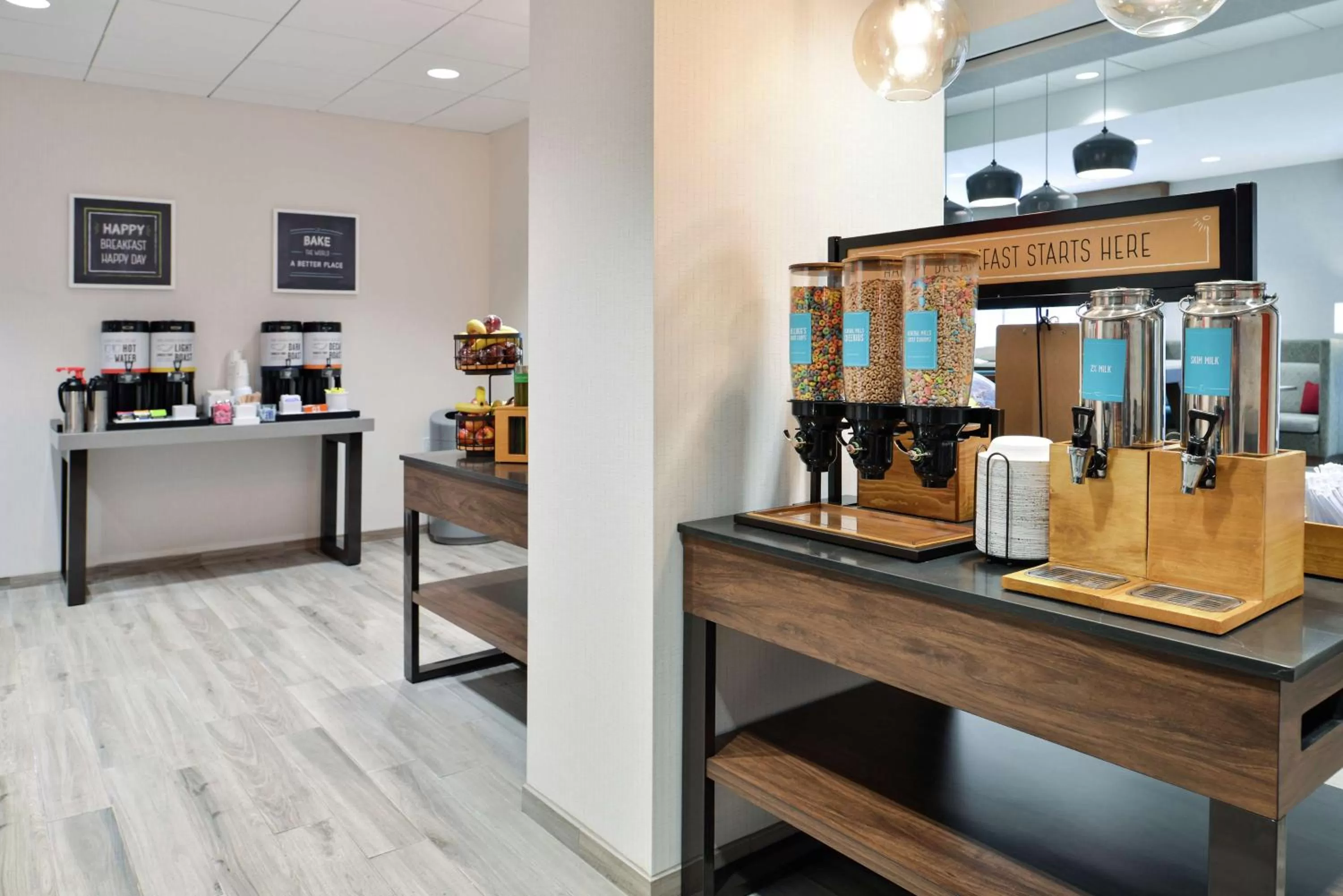 Breakfast in Hampton Inn Tampa Downtown Channel District