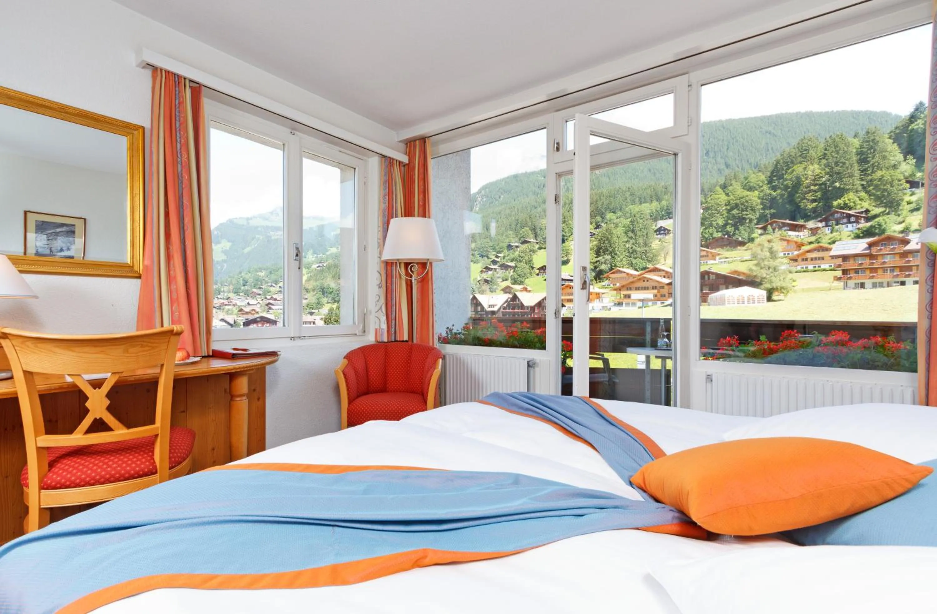 Cozy Double Room North Facing in Derby Swiss Quality Hotel