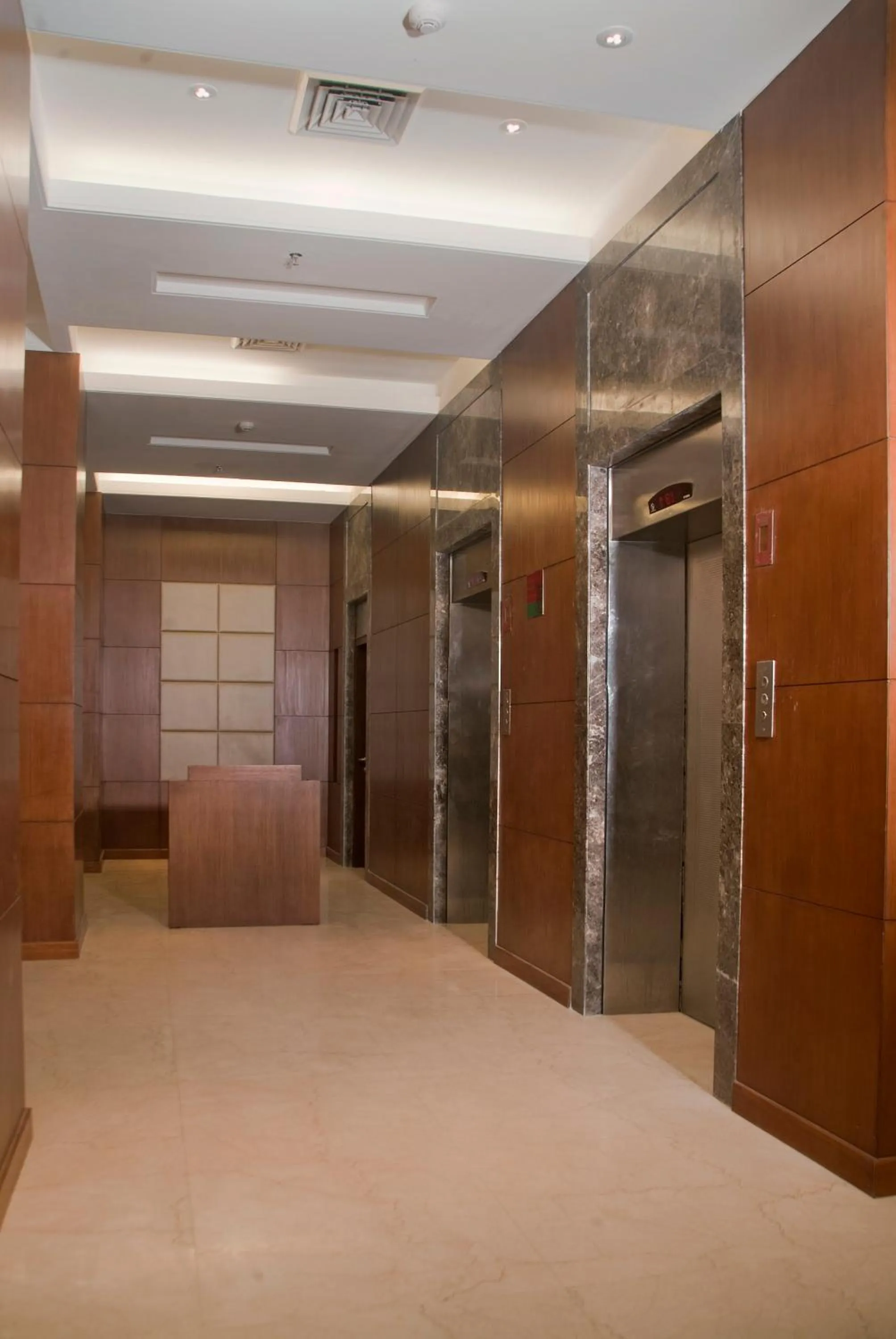 Lobby or reception in Savoy Suites Greater Noida
