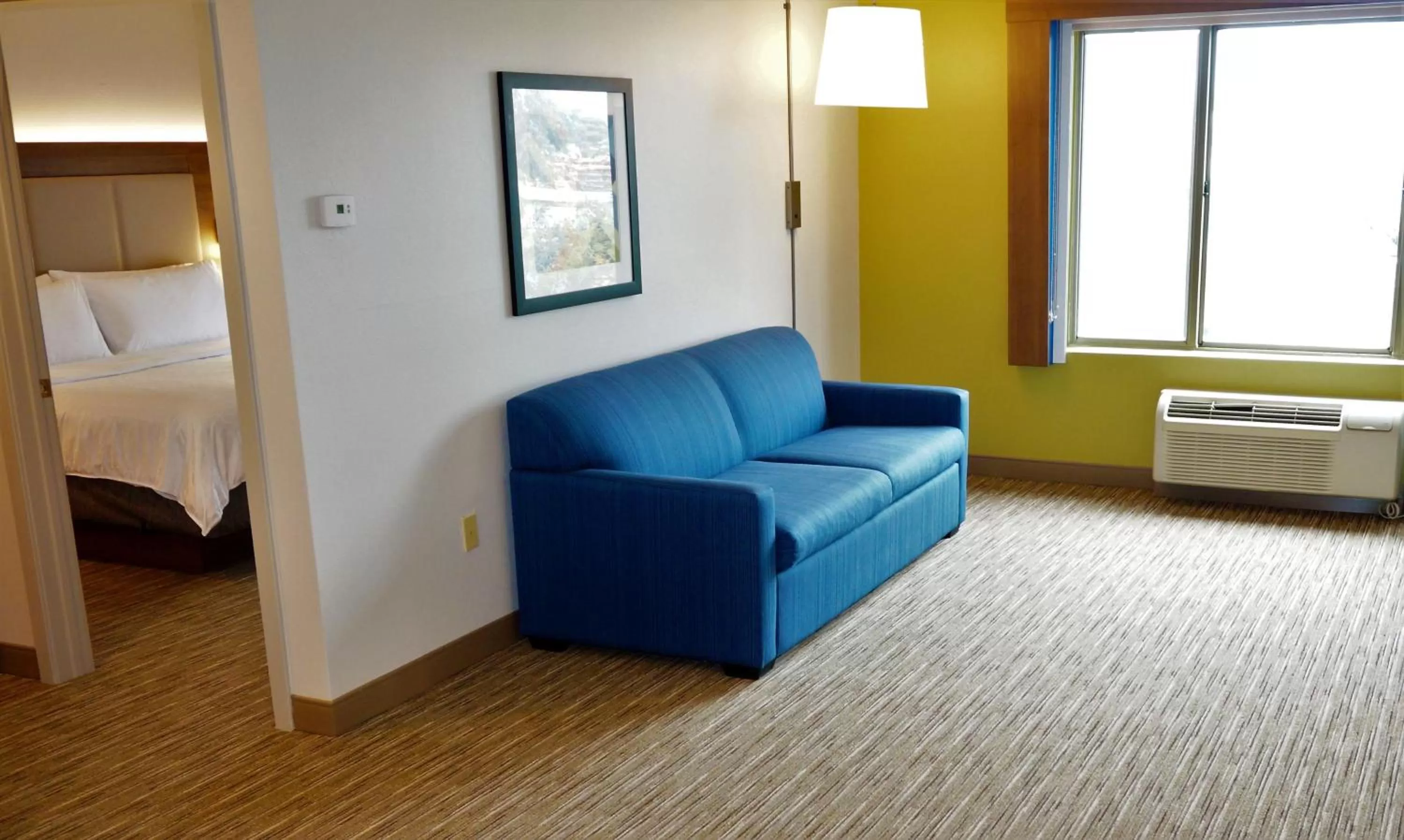 Bedroom, Bed in Holiday Inn Express Fremont - Milpitas Central by IHG