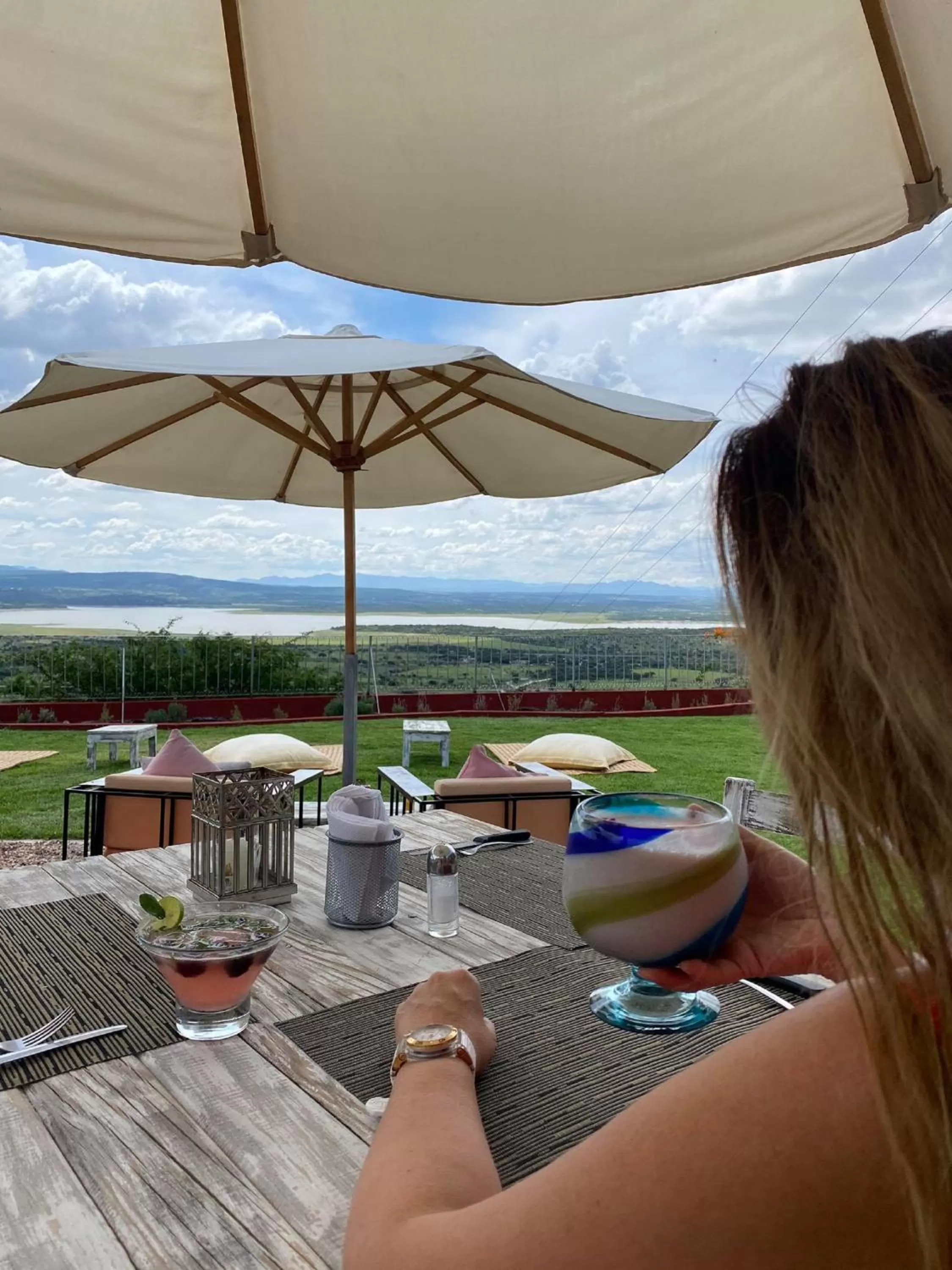 Restaurant/places to eat in View Hotel Boutique