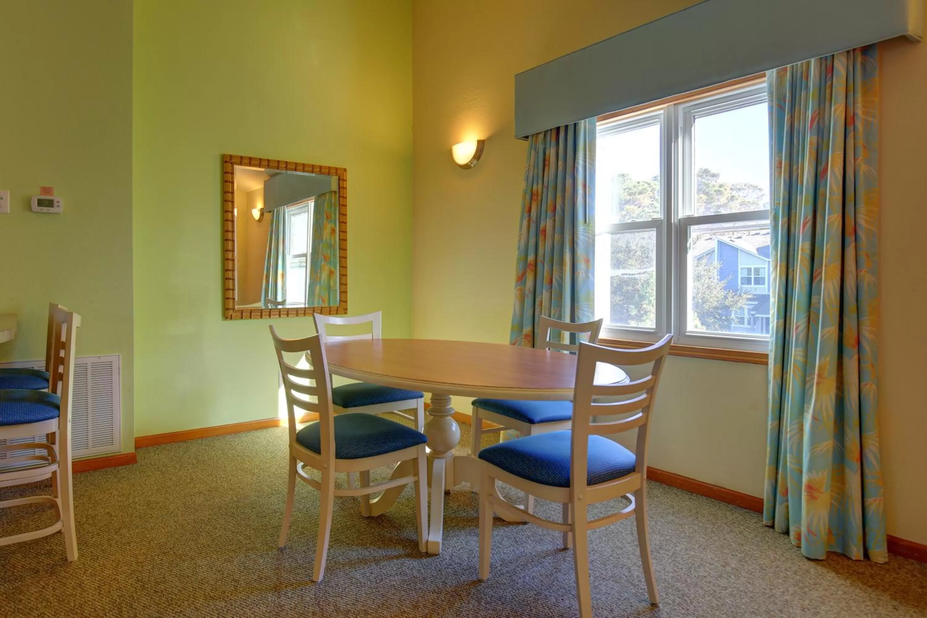 Dining area in Ocean Pines Resort
