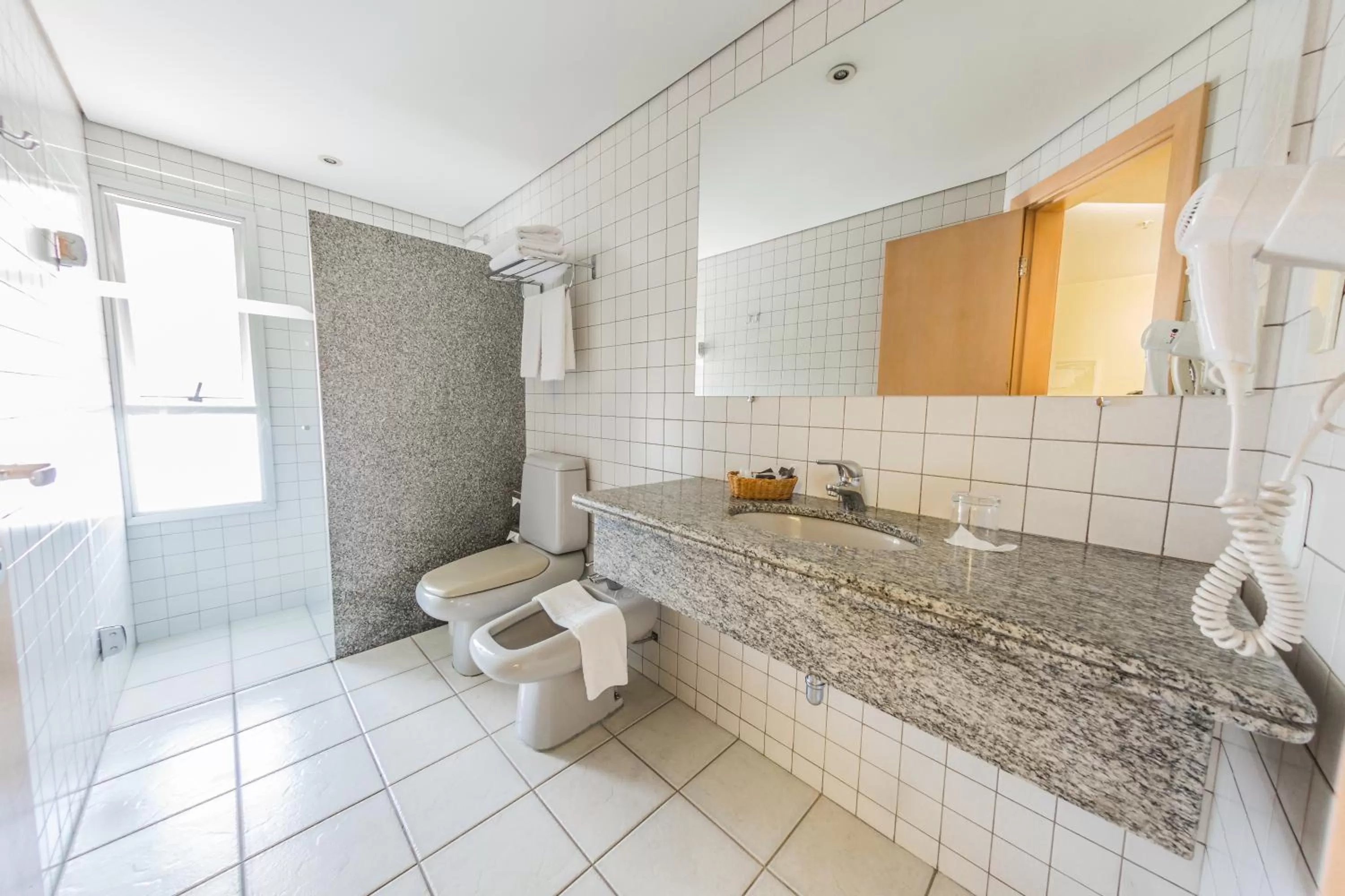 Shower in Grand Bittar Hotel