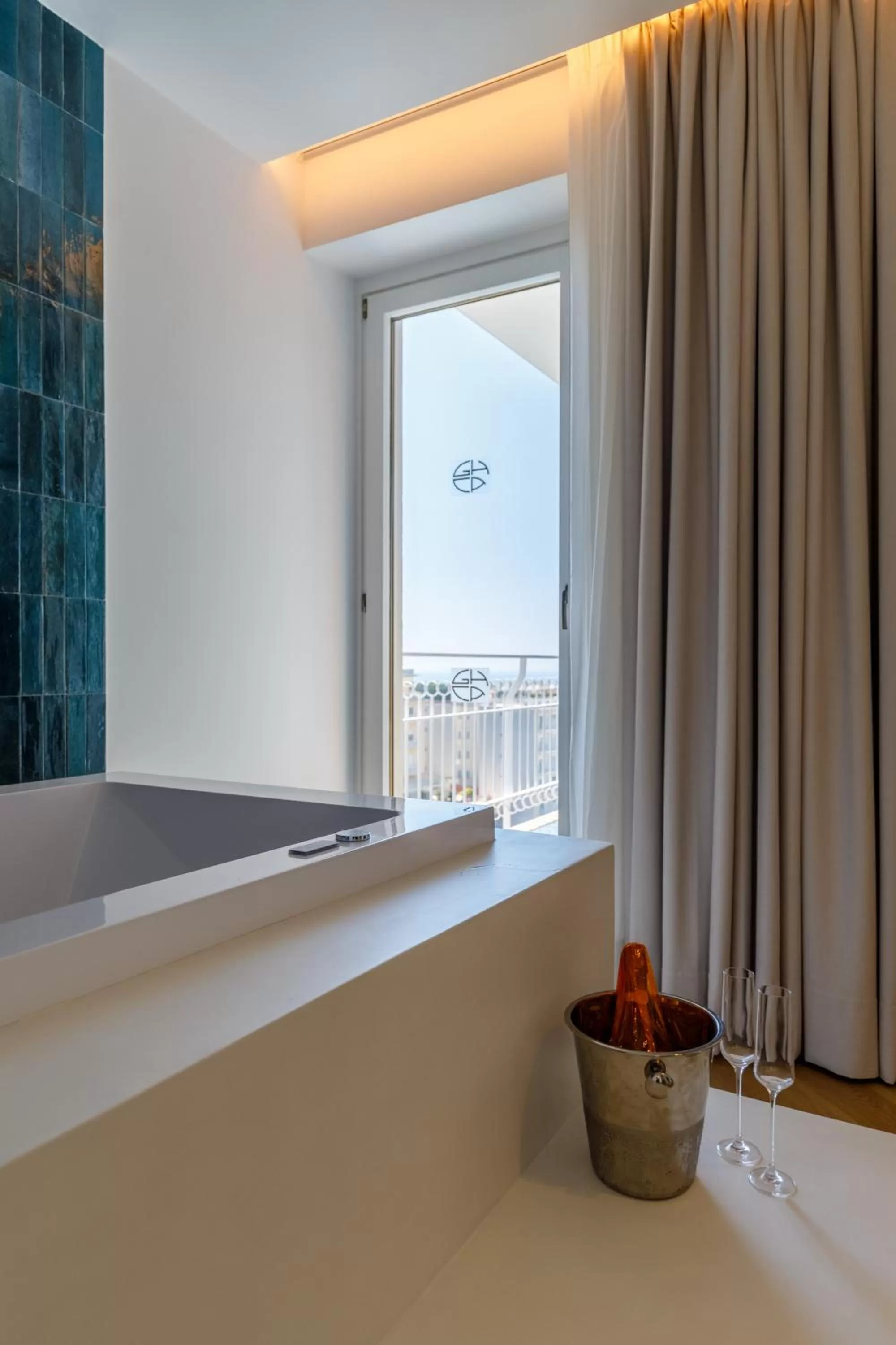 Hot Tub in Grand Hotel Cesare Augusto