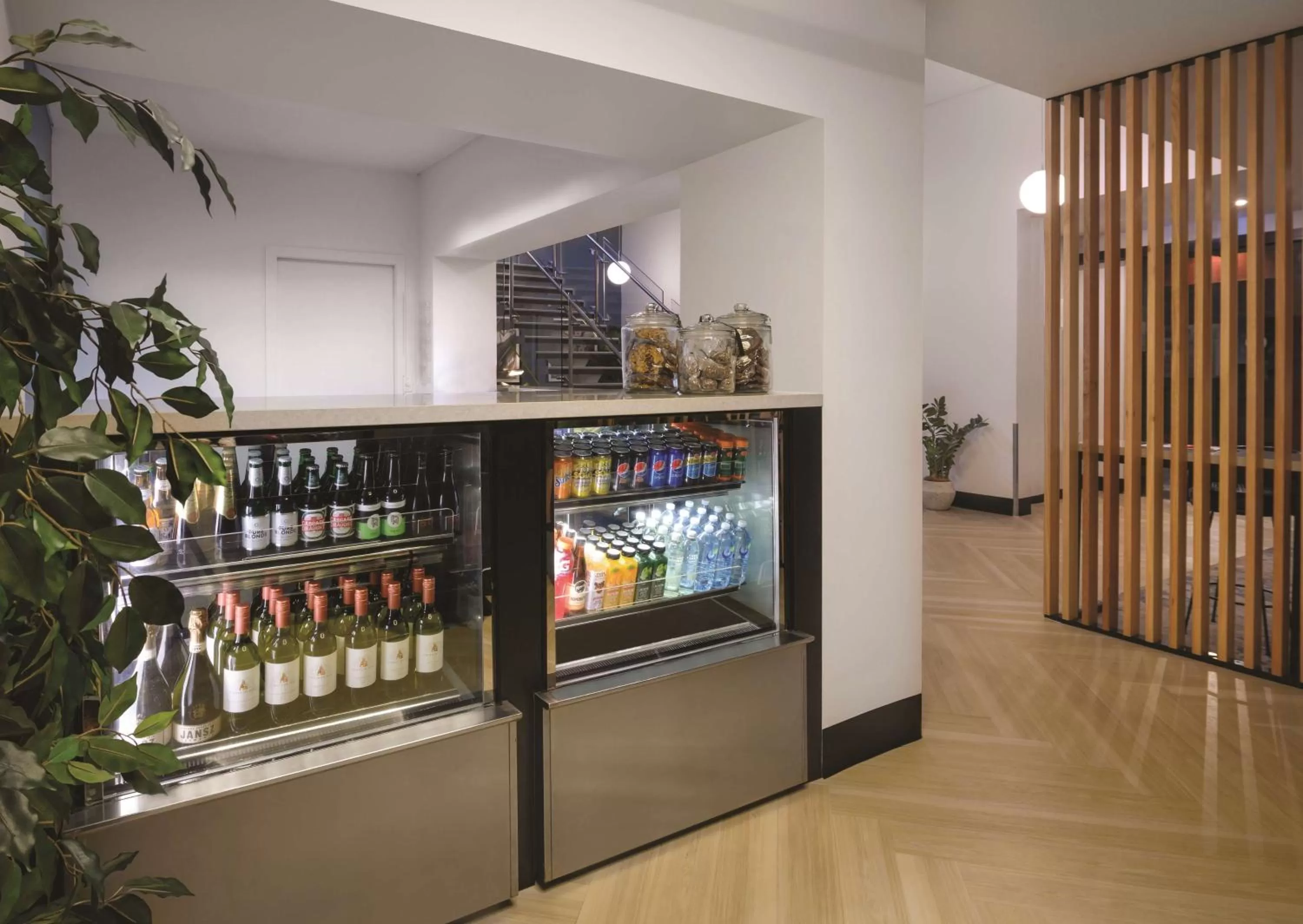 Lobby or reception in Travelodge Hotel Hobart