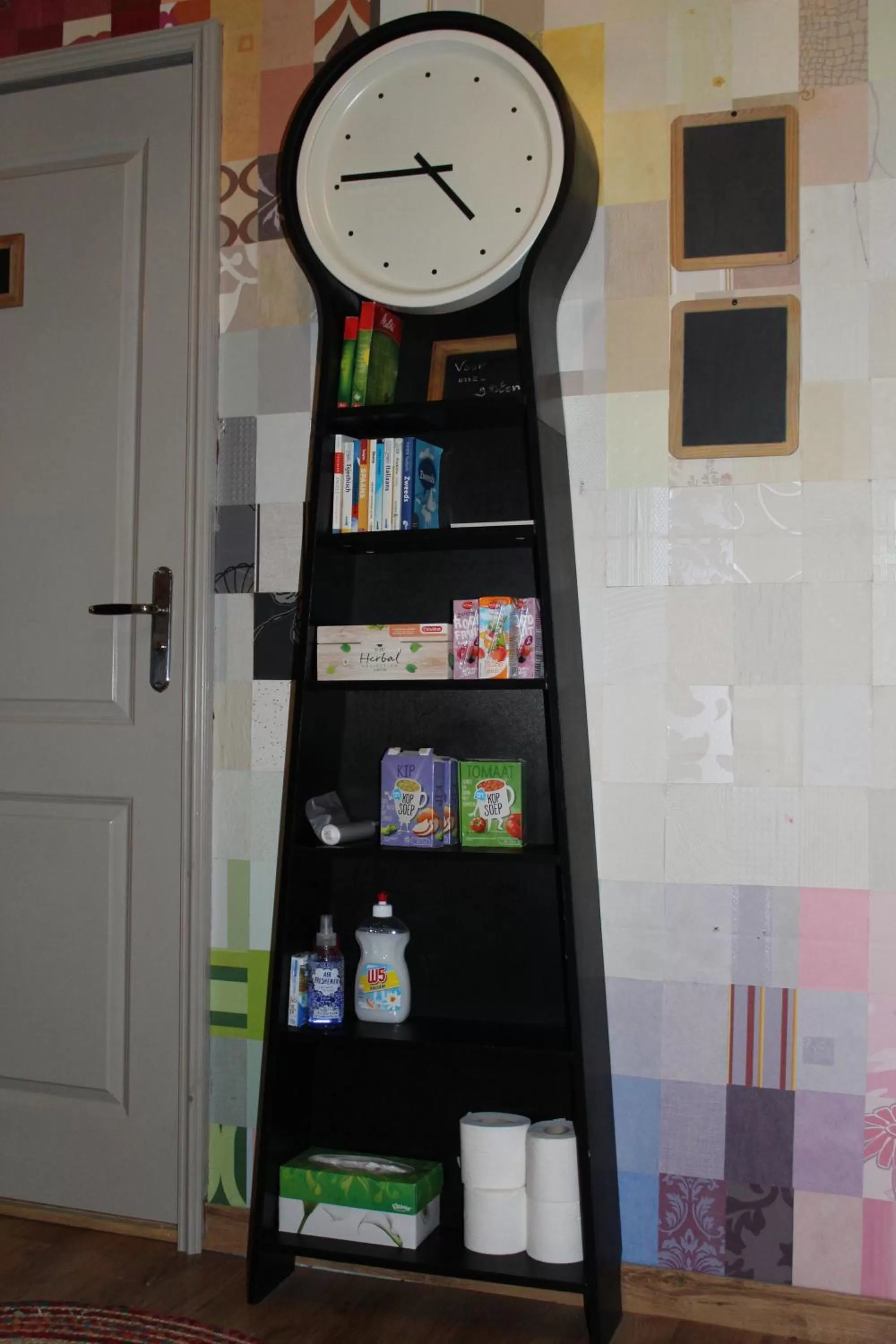 Decorative detail in Tintaglia, betaalbaar en gastvrij