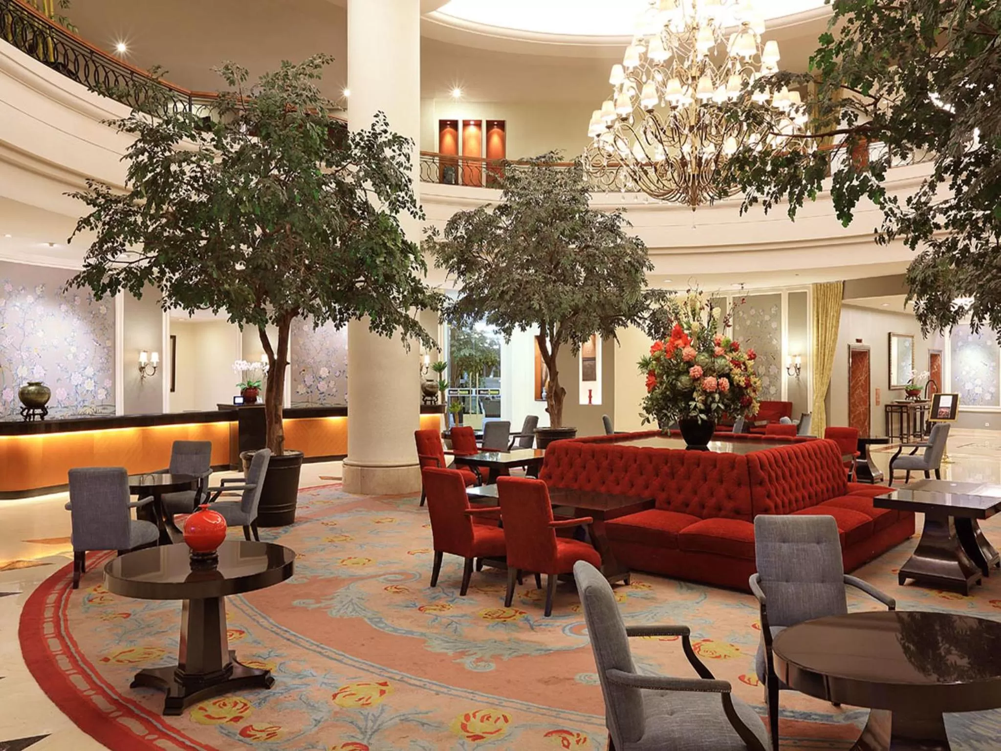 Lobby or reception in Aryaduta Manado