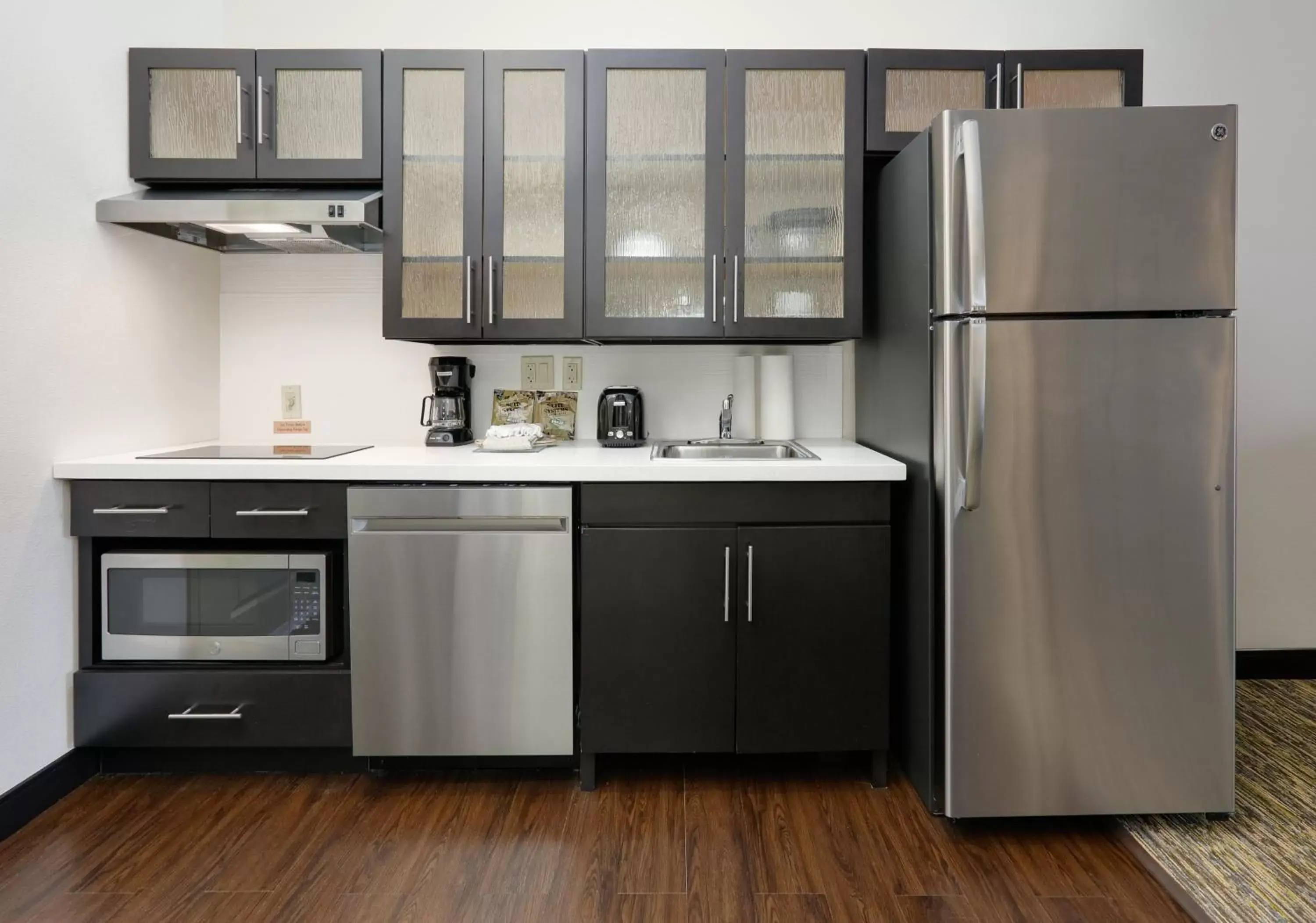 Queen Studio Suite - Mobility Access Roll in Shower/Non-Smoking in Candlewood Suites - Farmers Branch, an IHG Hotel Queen Studio Suite - Mobility Access Roll in Shower/Non-Smoking in Candlewood Suites - Farmers Branch, an IHG Hotel