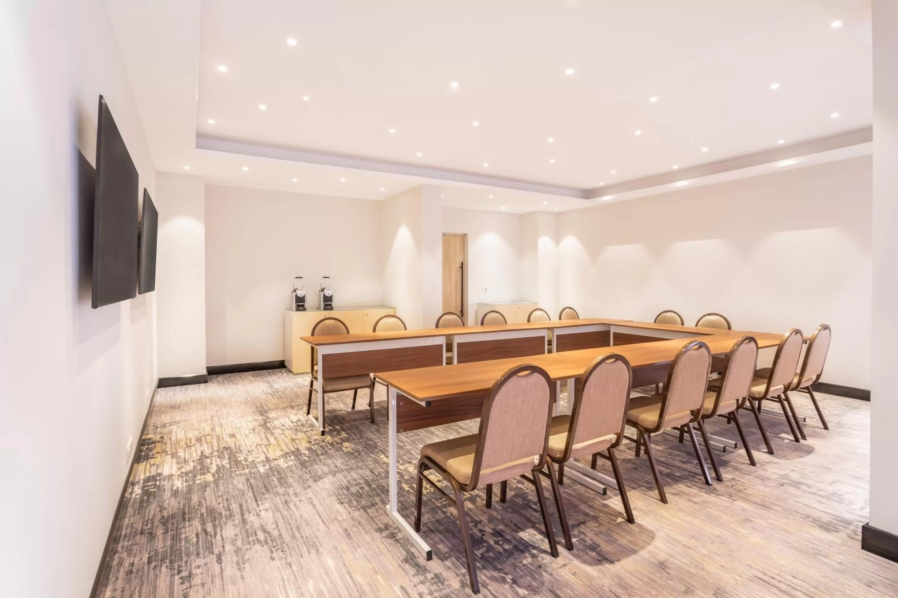 Meeting/conference room in Radisson Hotel Saint Denis, La Reunion