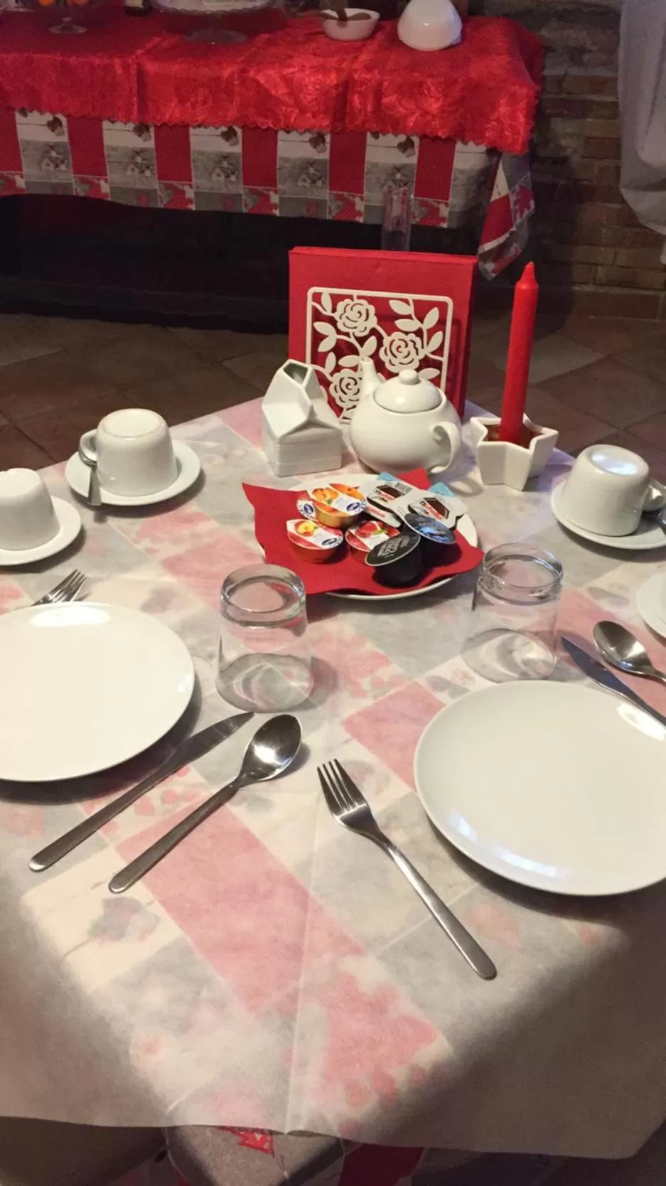 Breakfast in B&B Happiness in the Country