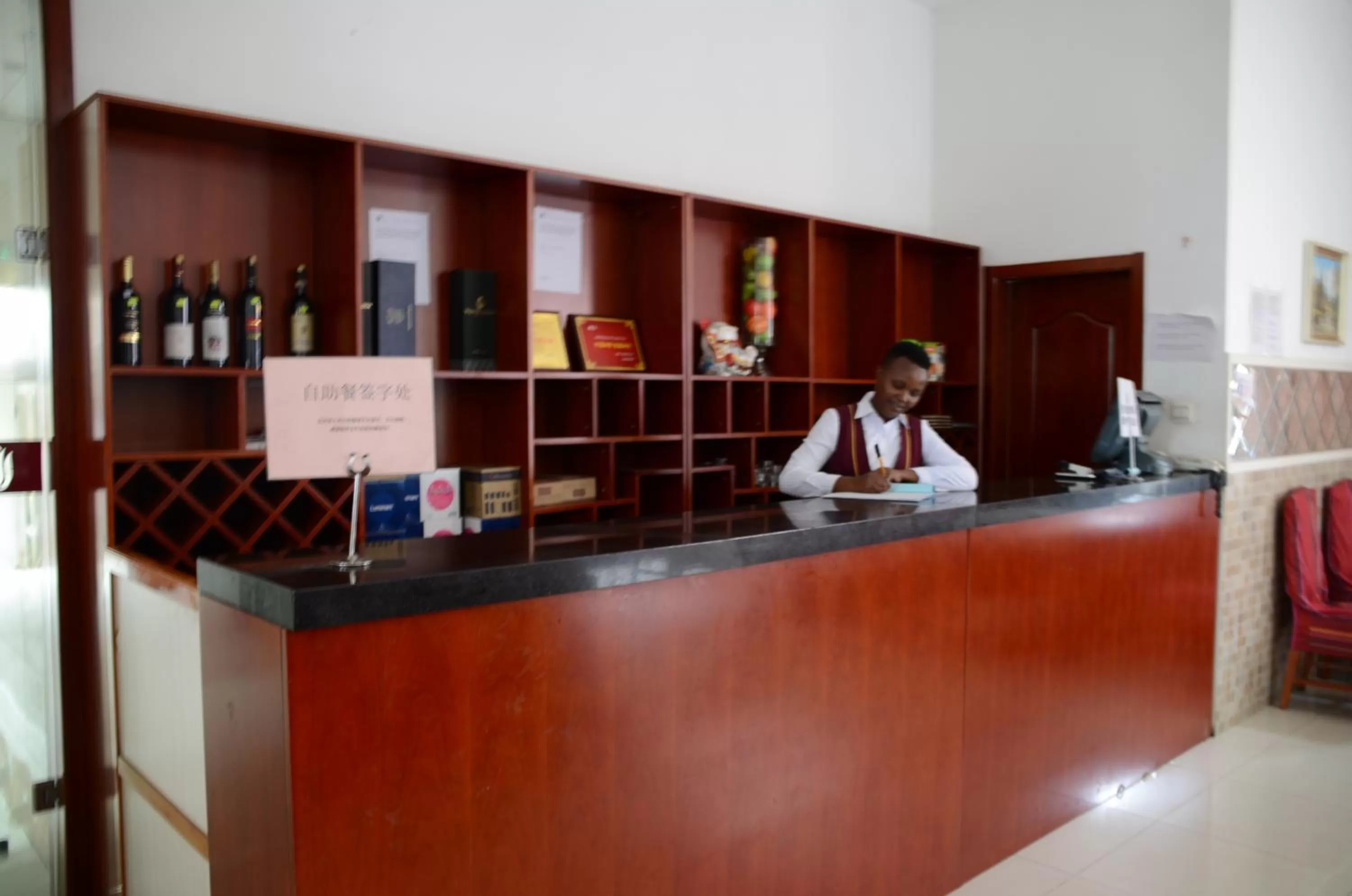 Lobby/Reception in Soluxe Club International Hotel