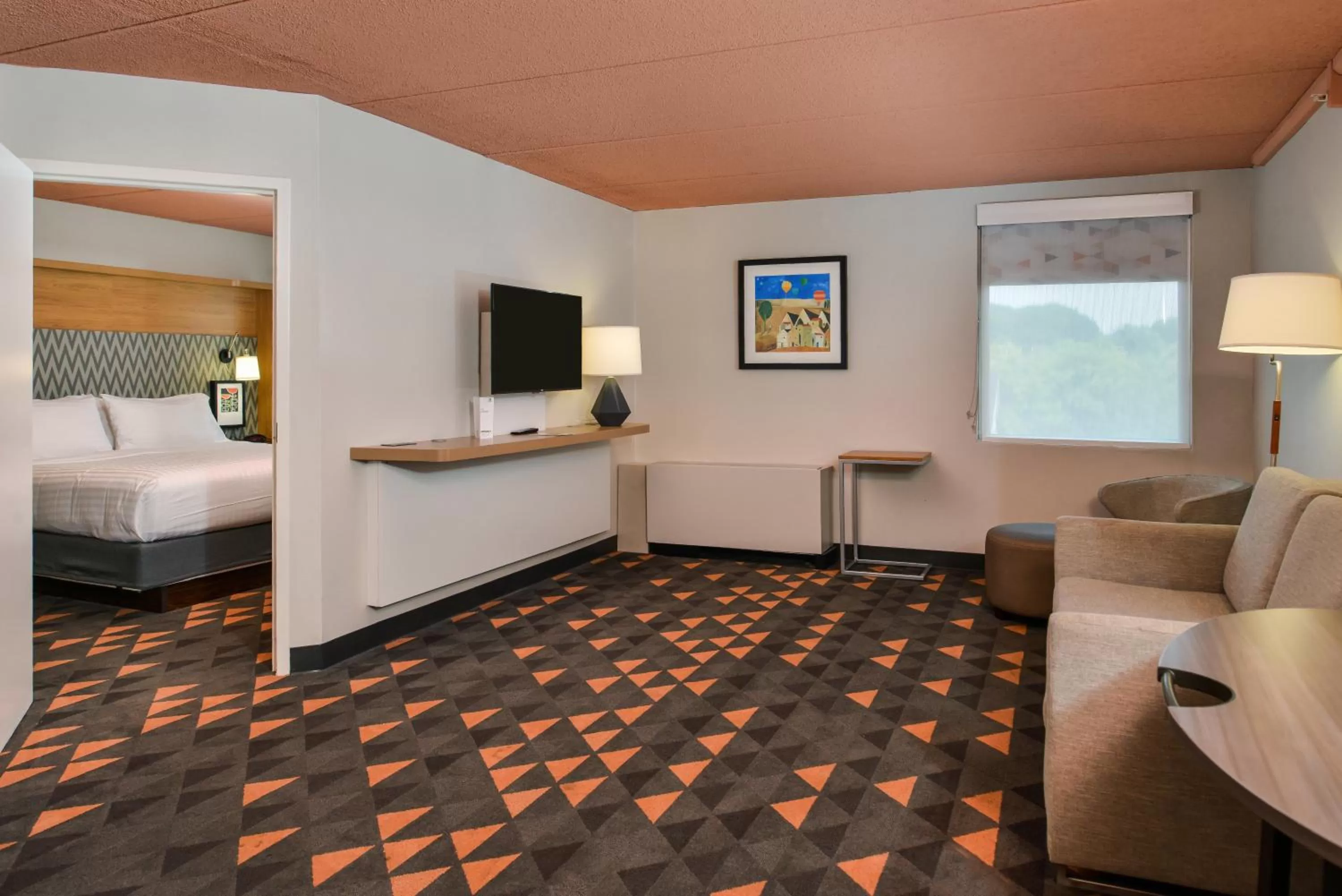 Photo of the whole room, Bed in Holiday Inn Auburn-Finger Lakes Region by IHG