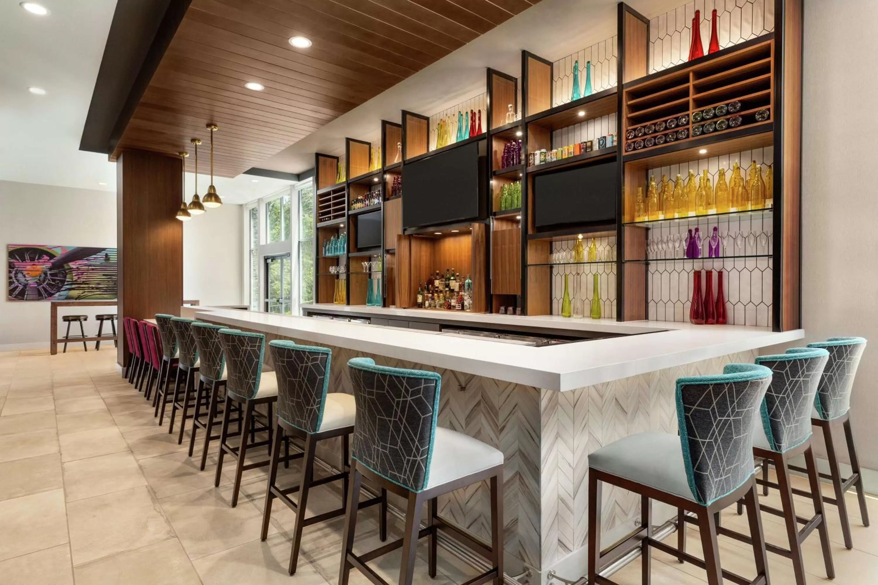 Lounge or bar in Hilton Garden Inn Seattle Airport