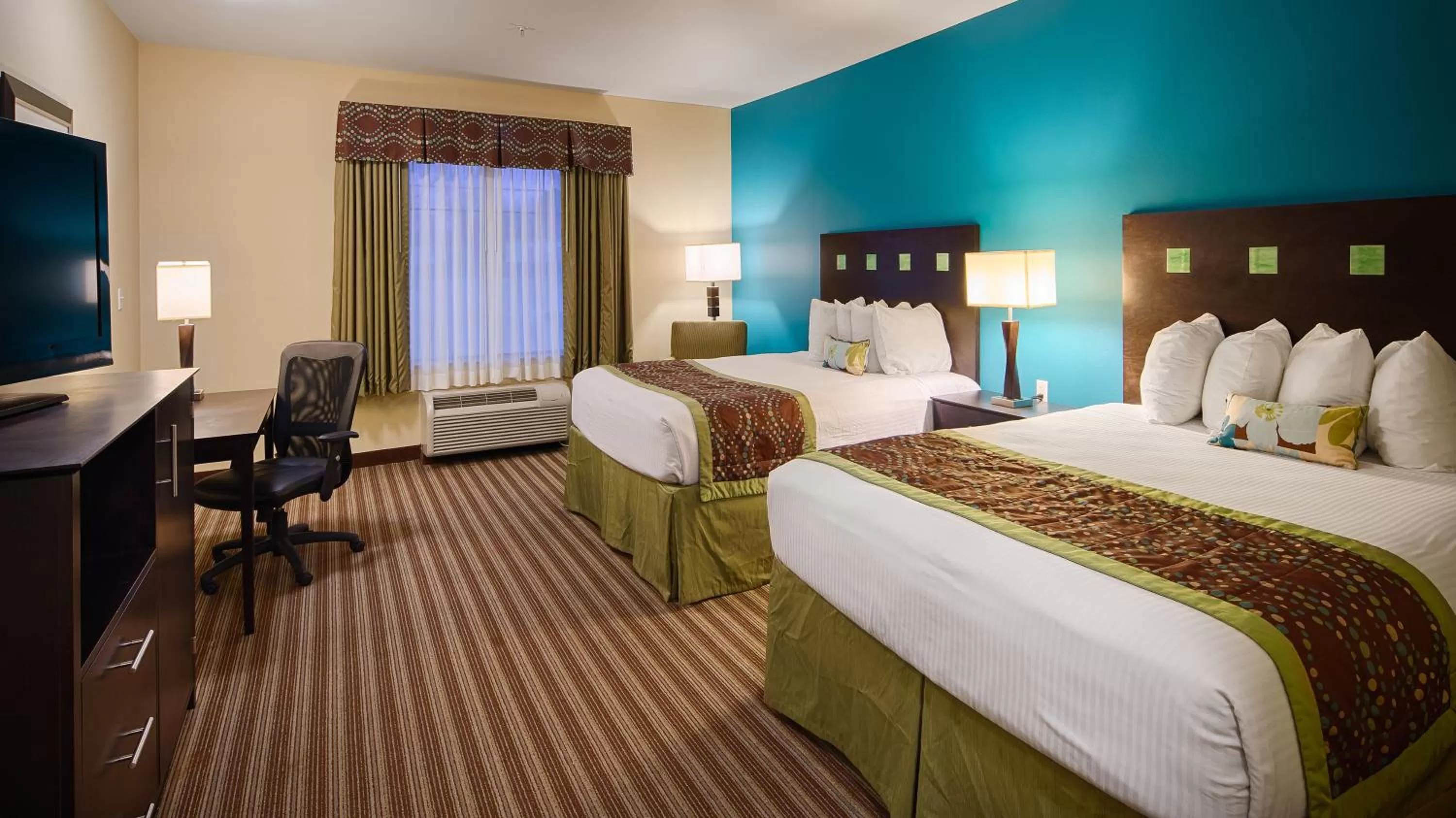 Large Queen Room with Two Queen Beds - Non-smoking in Best Western Plus DeSoto Inn & Suites