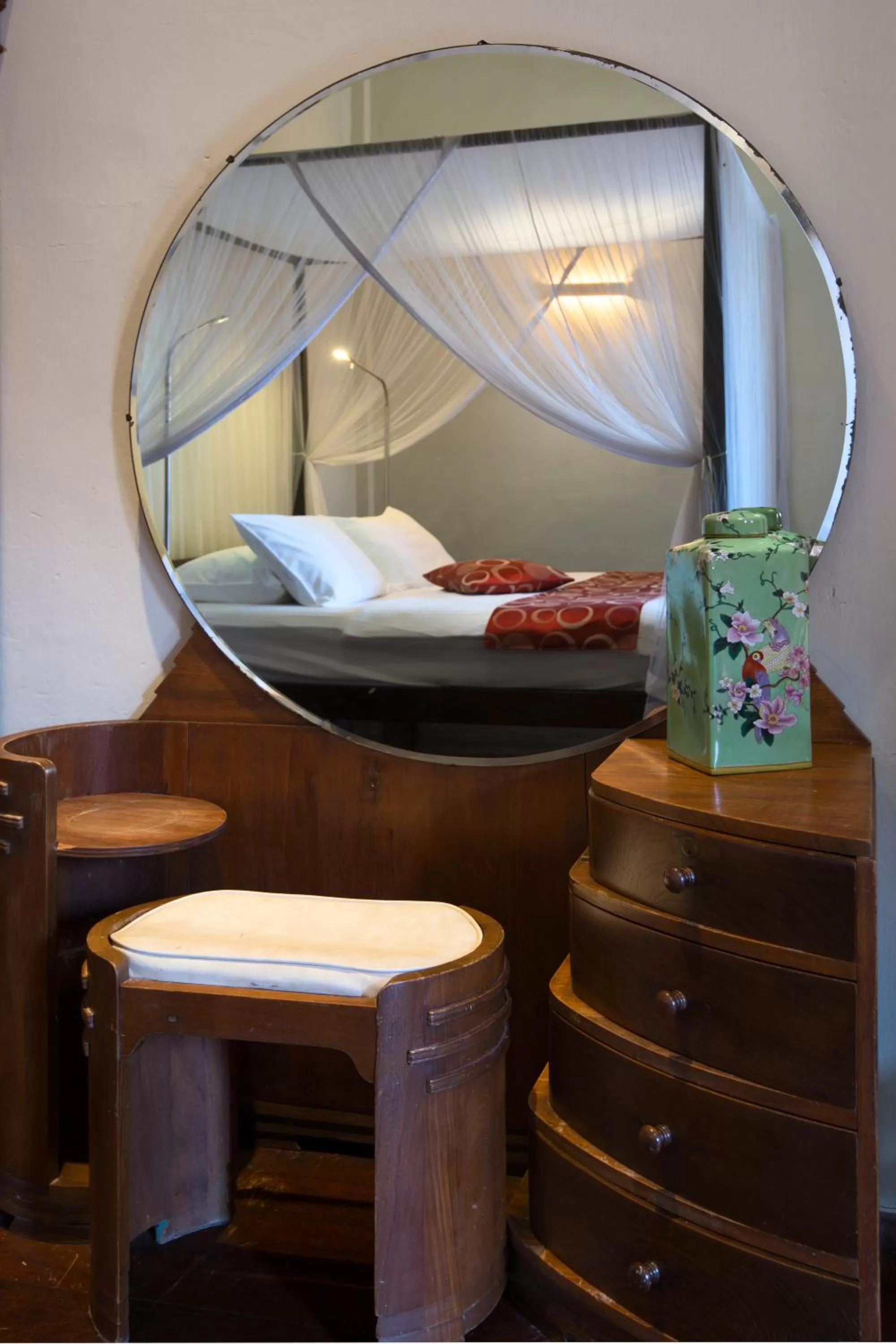 Decorative detail in Noordin Mews