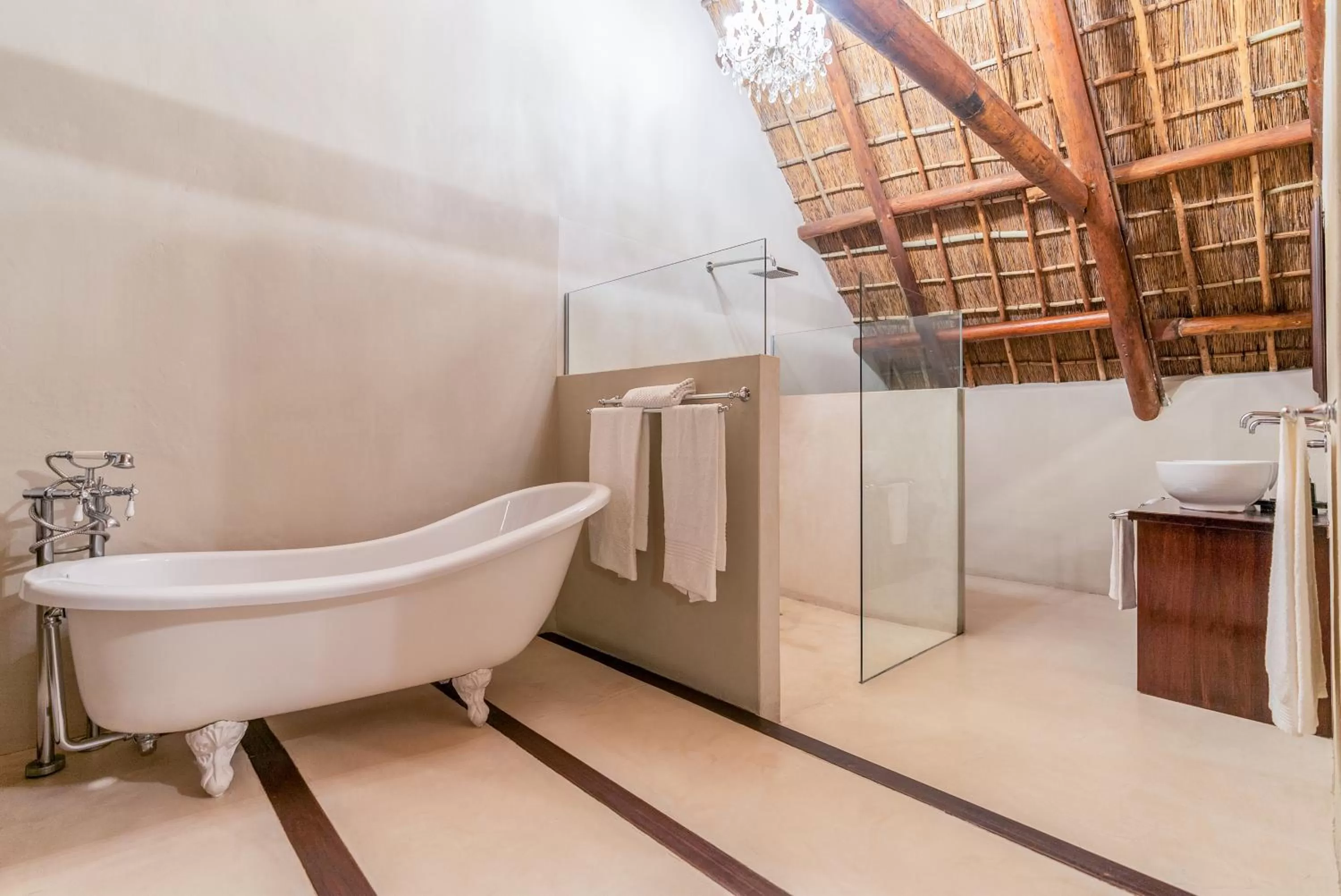 Bathroom in Iris Boutique Hotel