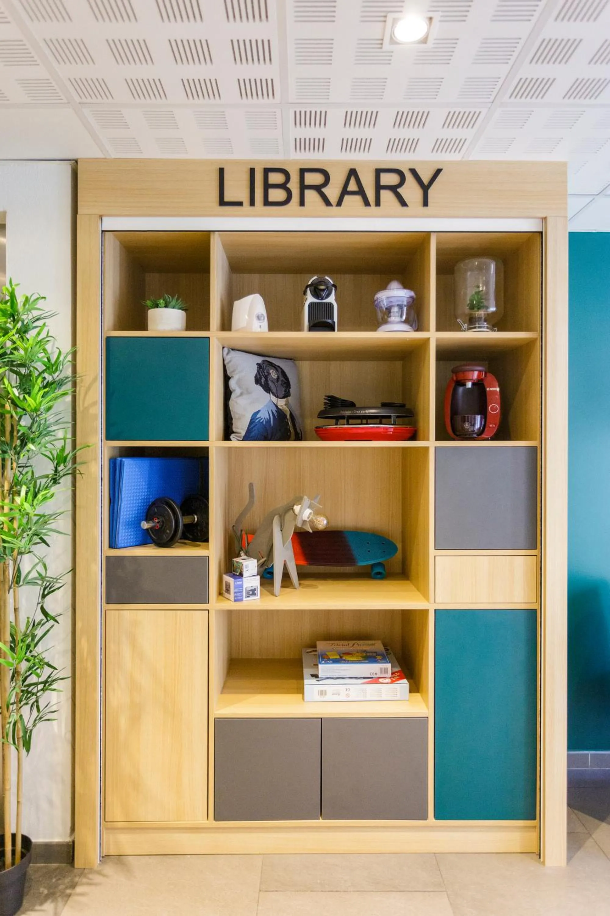 Library in Aparthotel Adagio Access Toulouse St Cyprien