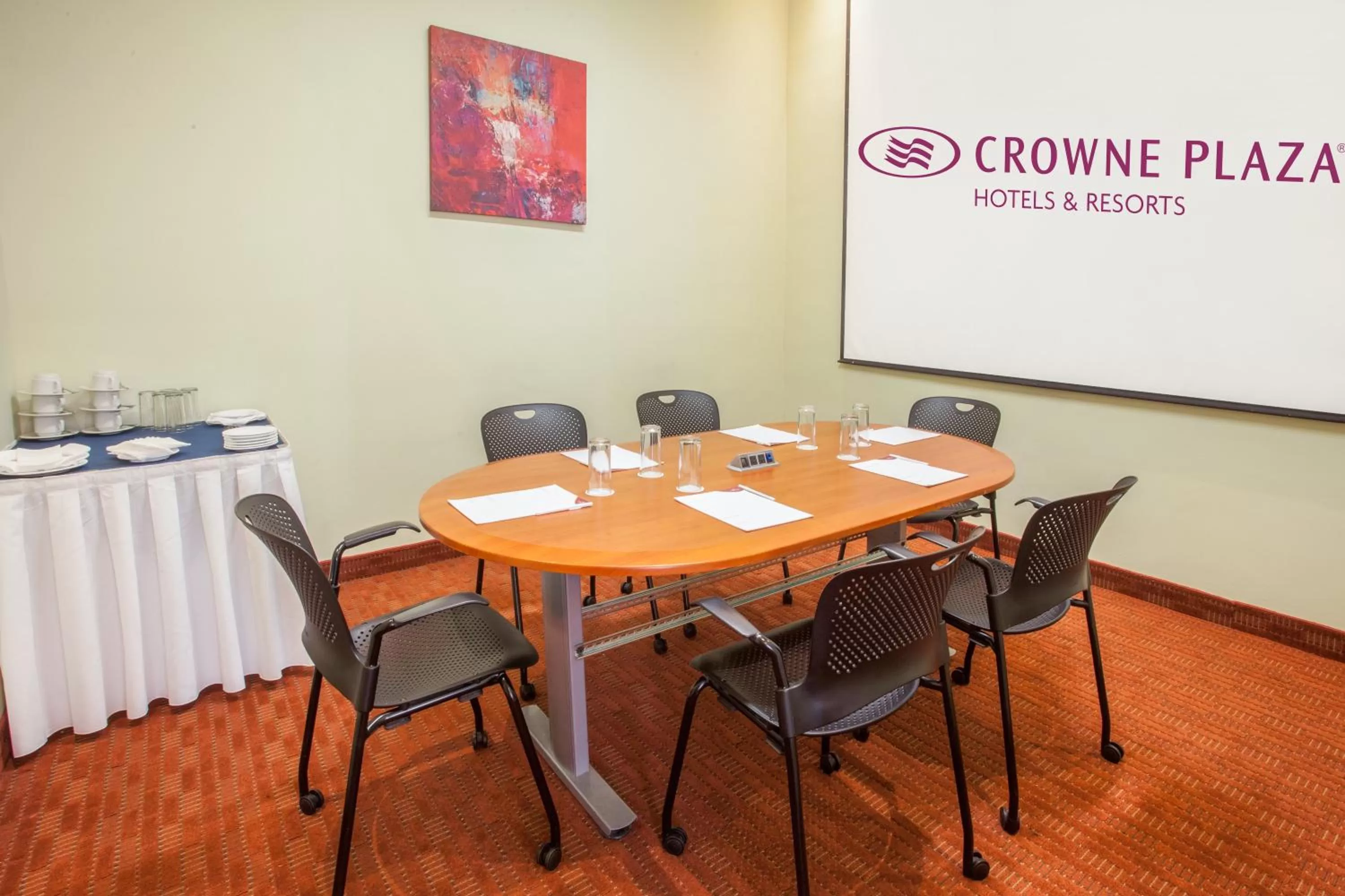 Meeting/conference room in Crowne Plaza Monterrey Aeropuerto by IHG
