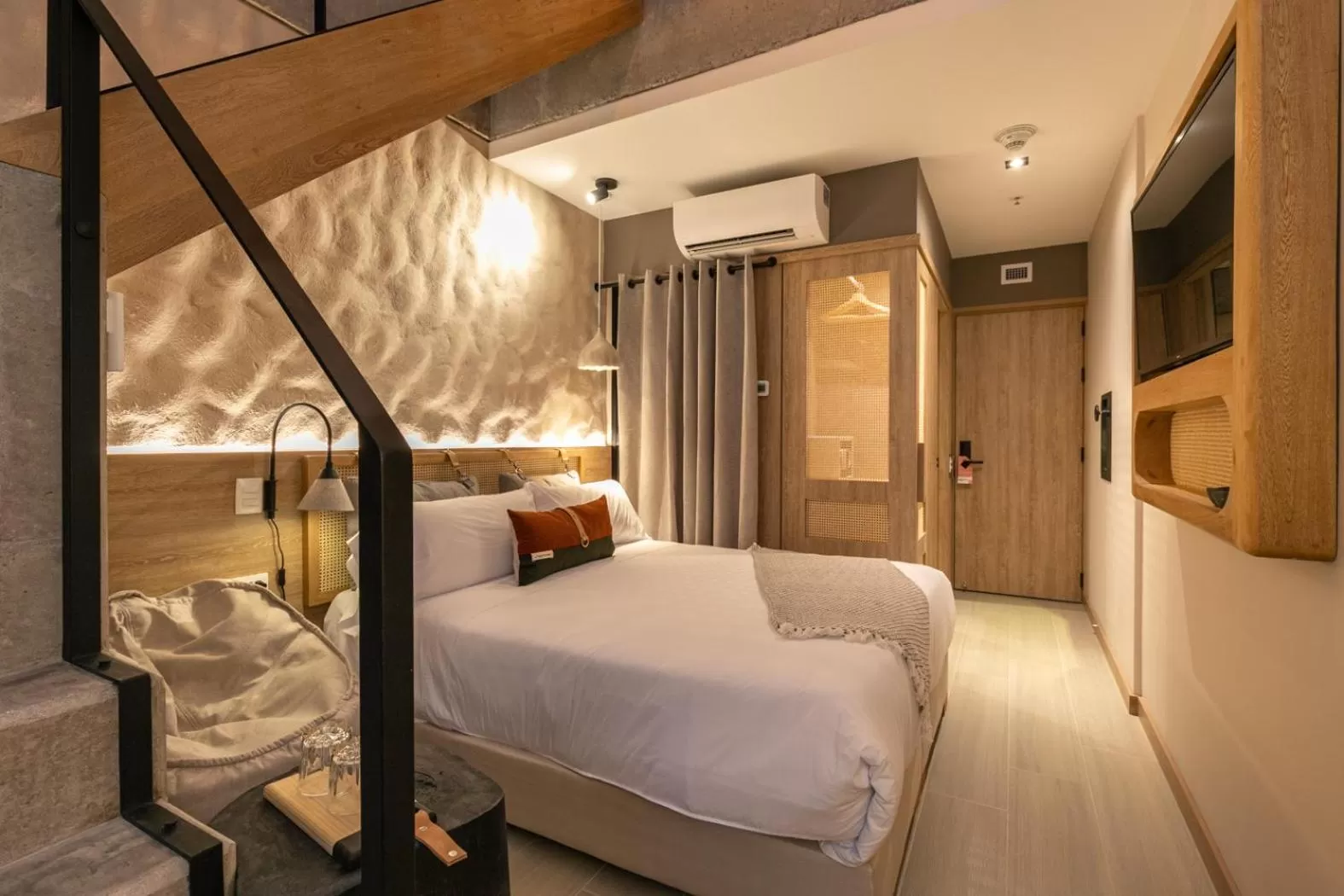 Bed in Landmark Hotel