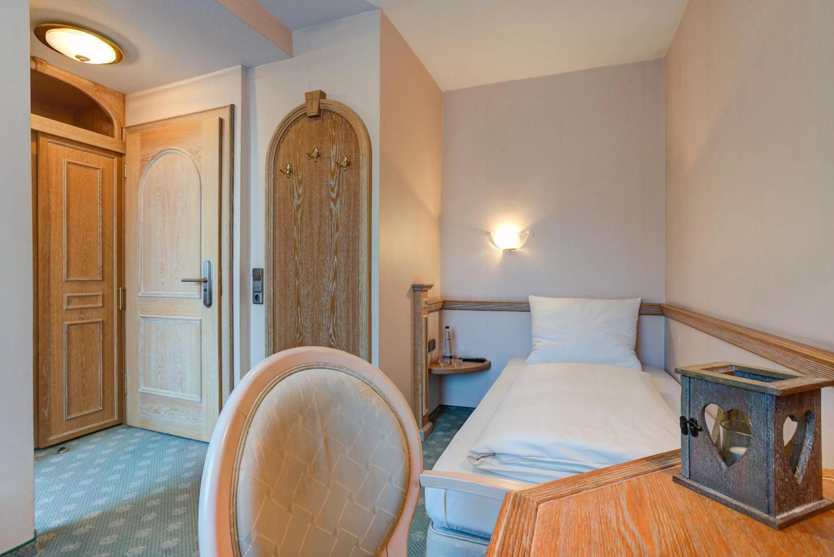 Photo of the whole room in Centro Hotel Stern