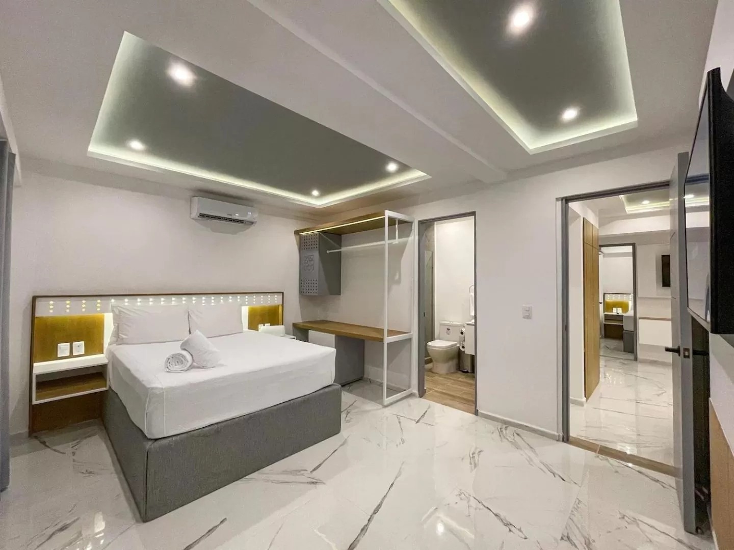 Bathroom in Apartamentos