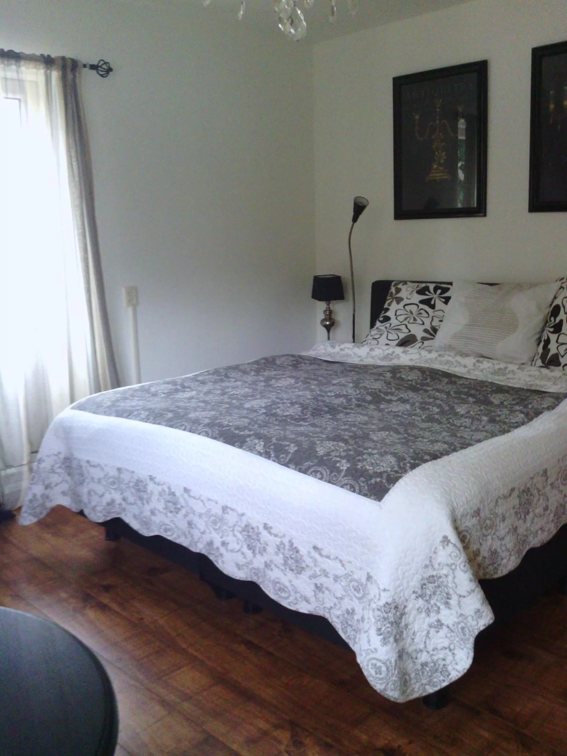 Photo of the whole room, Bed in Het Woonrijk
