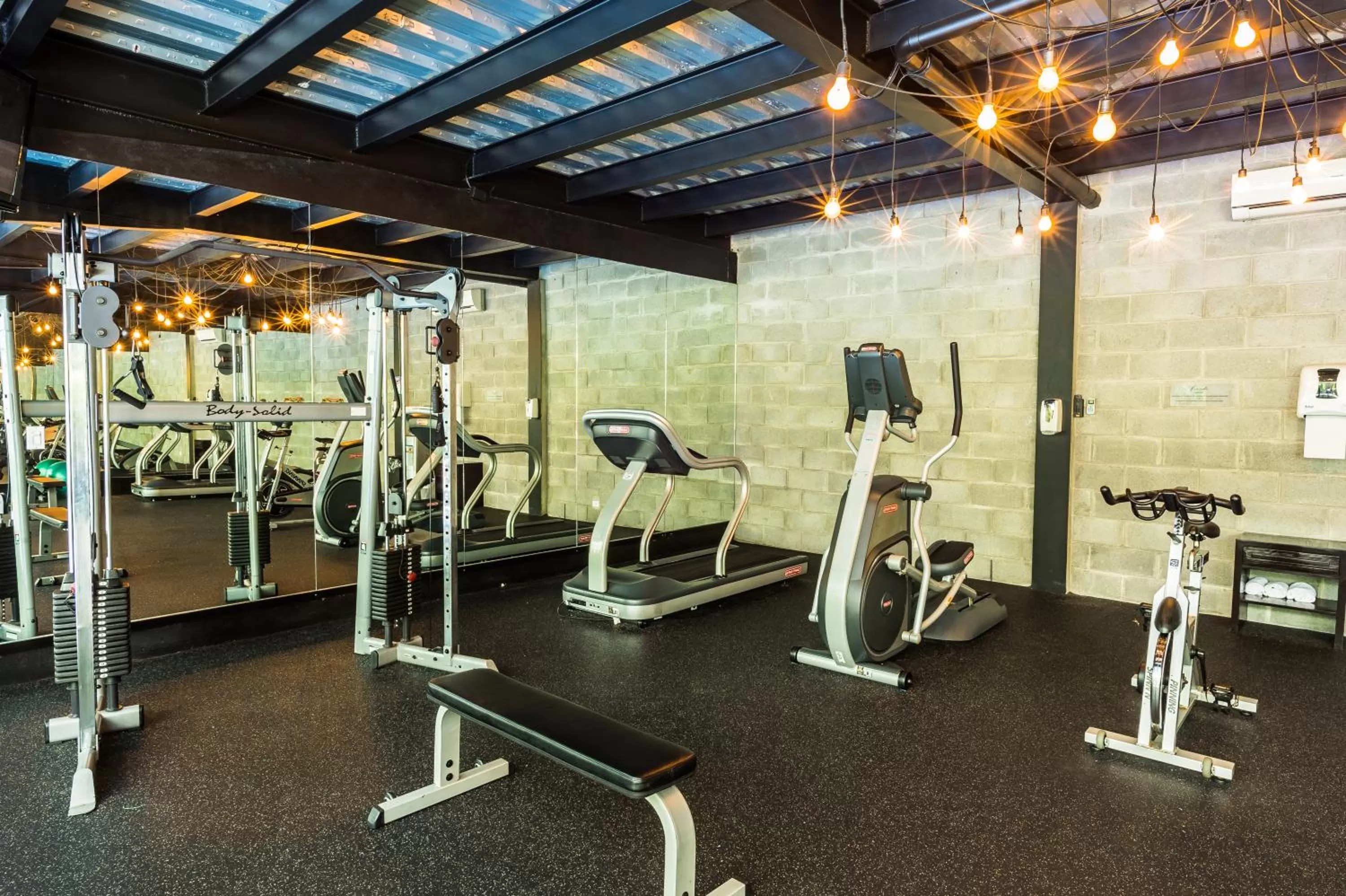 Fitness centre/facilities in Riande Urban Hotel