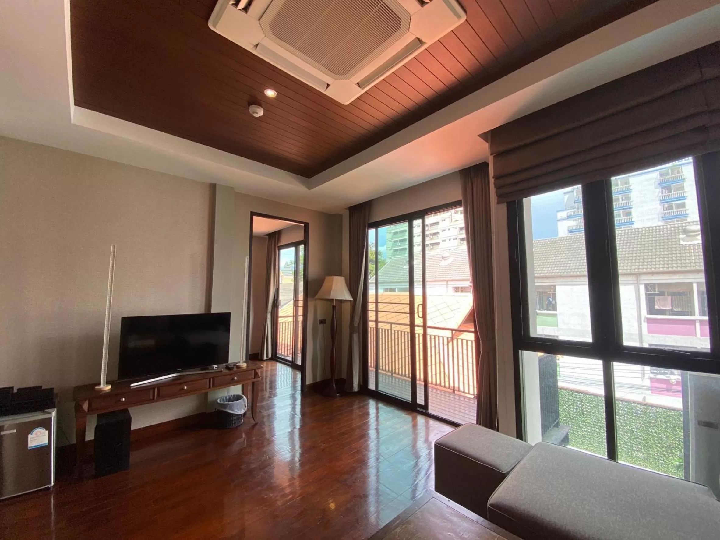 Yotaka Bangkok Hotel