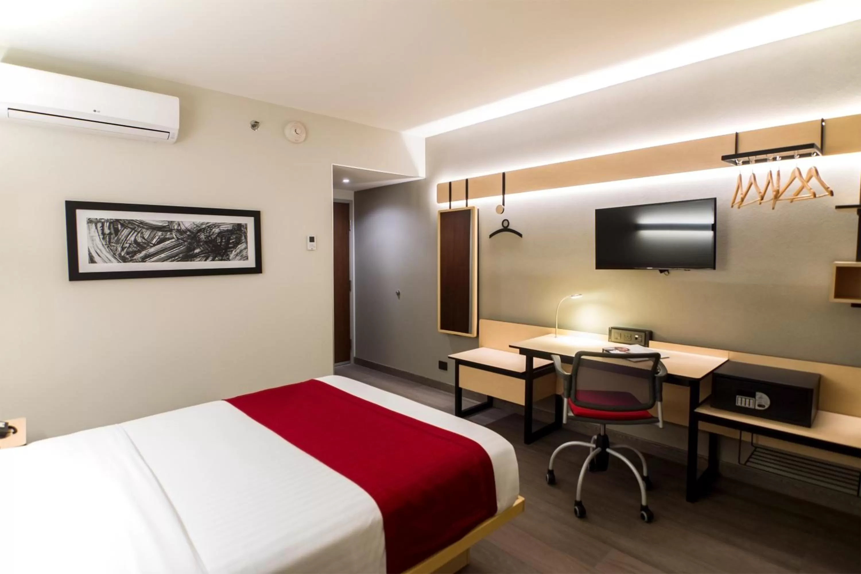 Bed in City Express Plus by Marriott Ciudad de México Mundo E