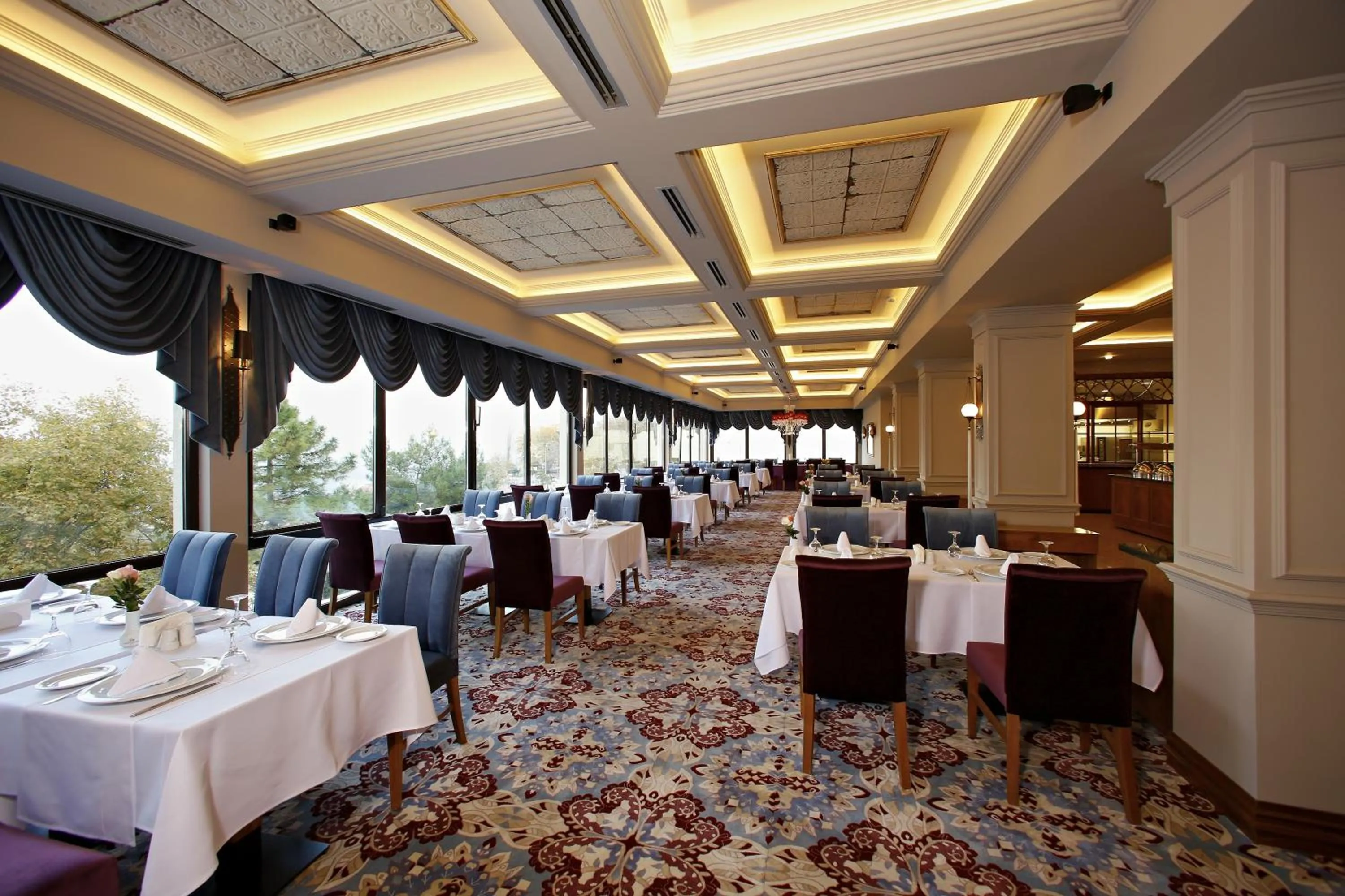 Restaurant/places to eat in Gonluferah Thermal Hotel