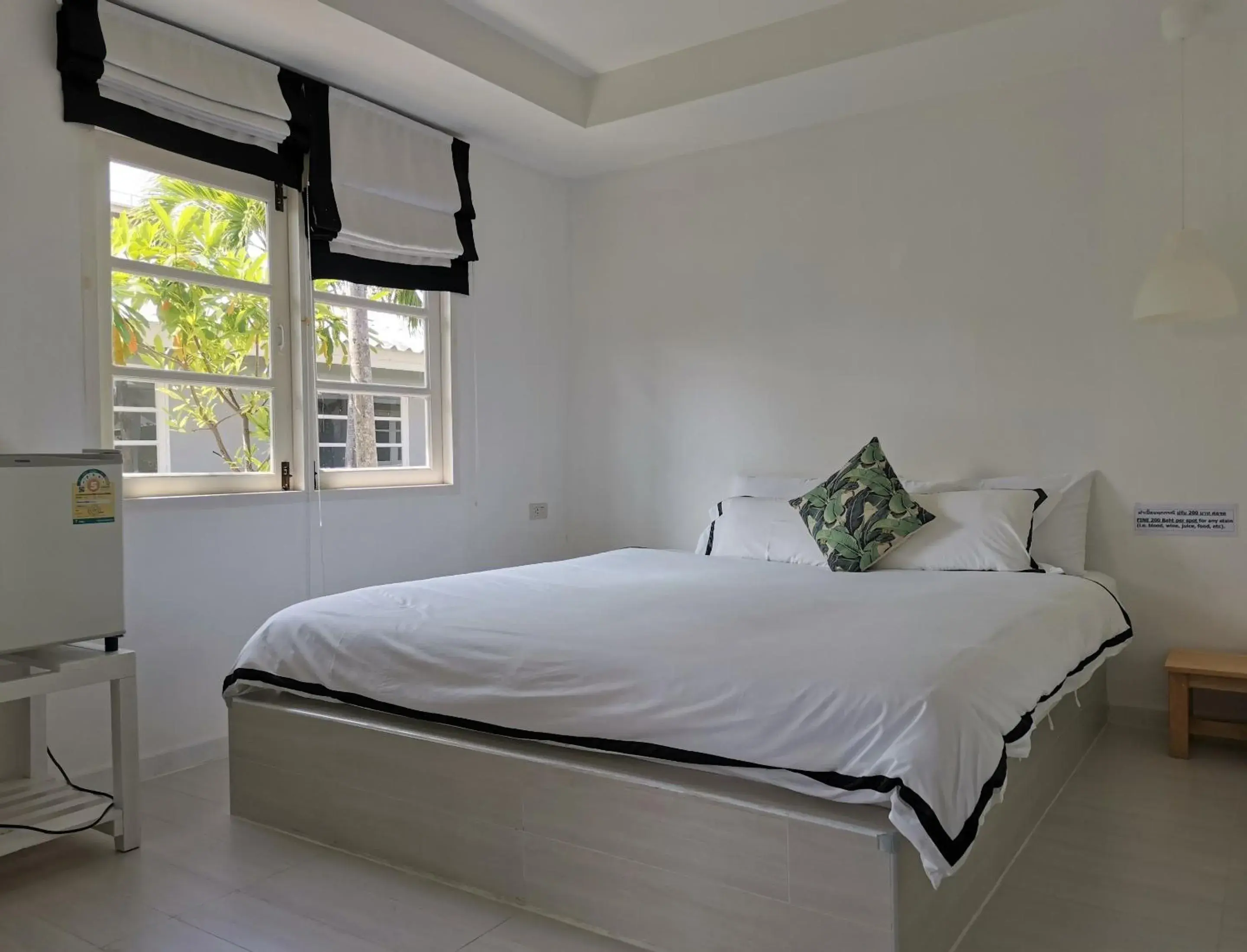 Standard Studio in 1715 House - White Rhino Standard Studio in 1715 House - White Rhino