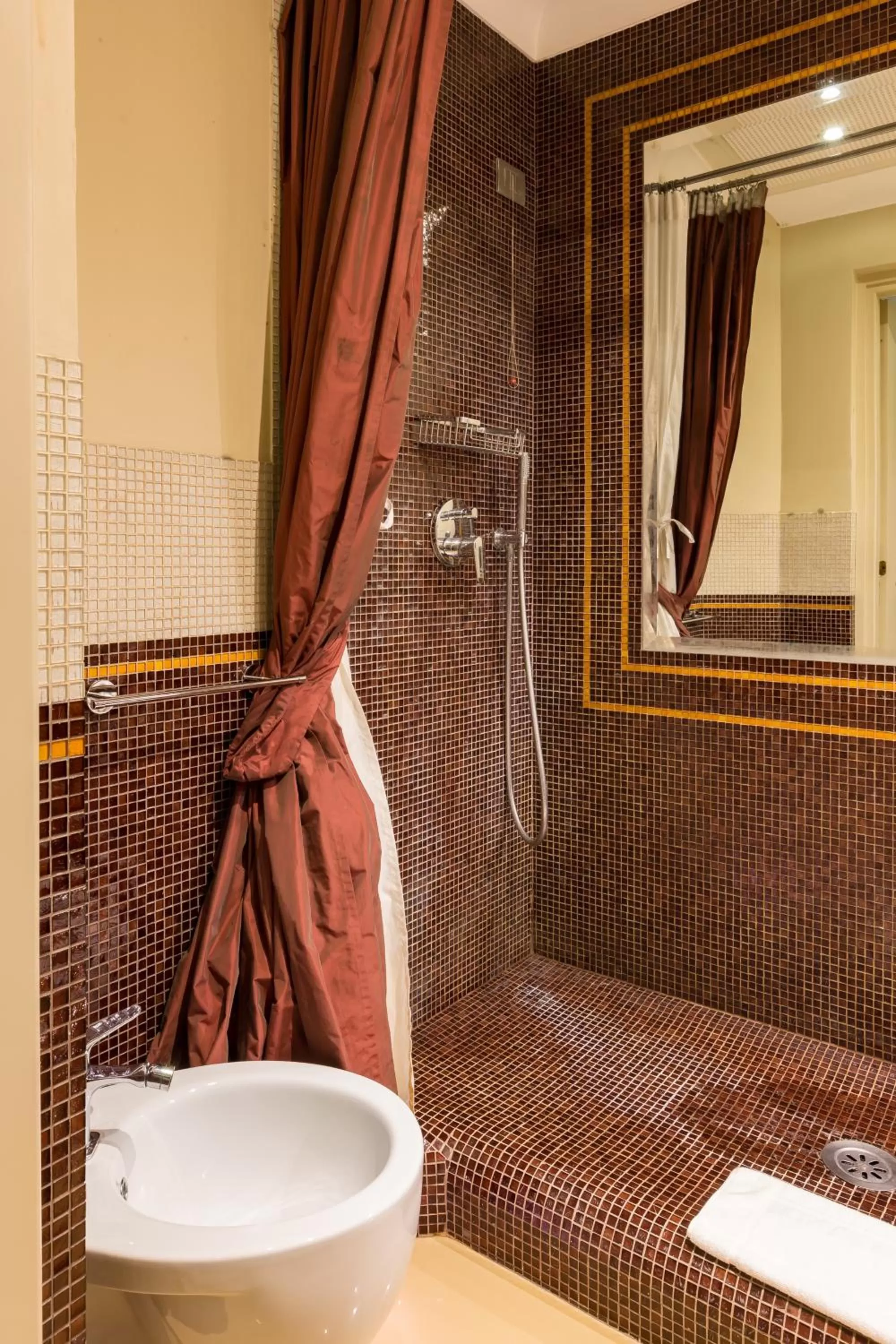 Decorative detail in Rooms Roma - Monti