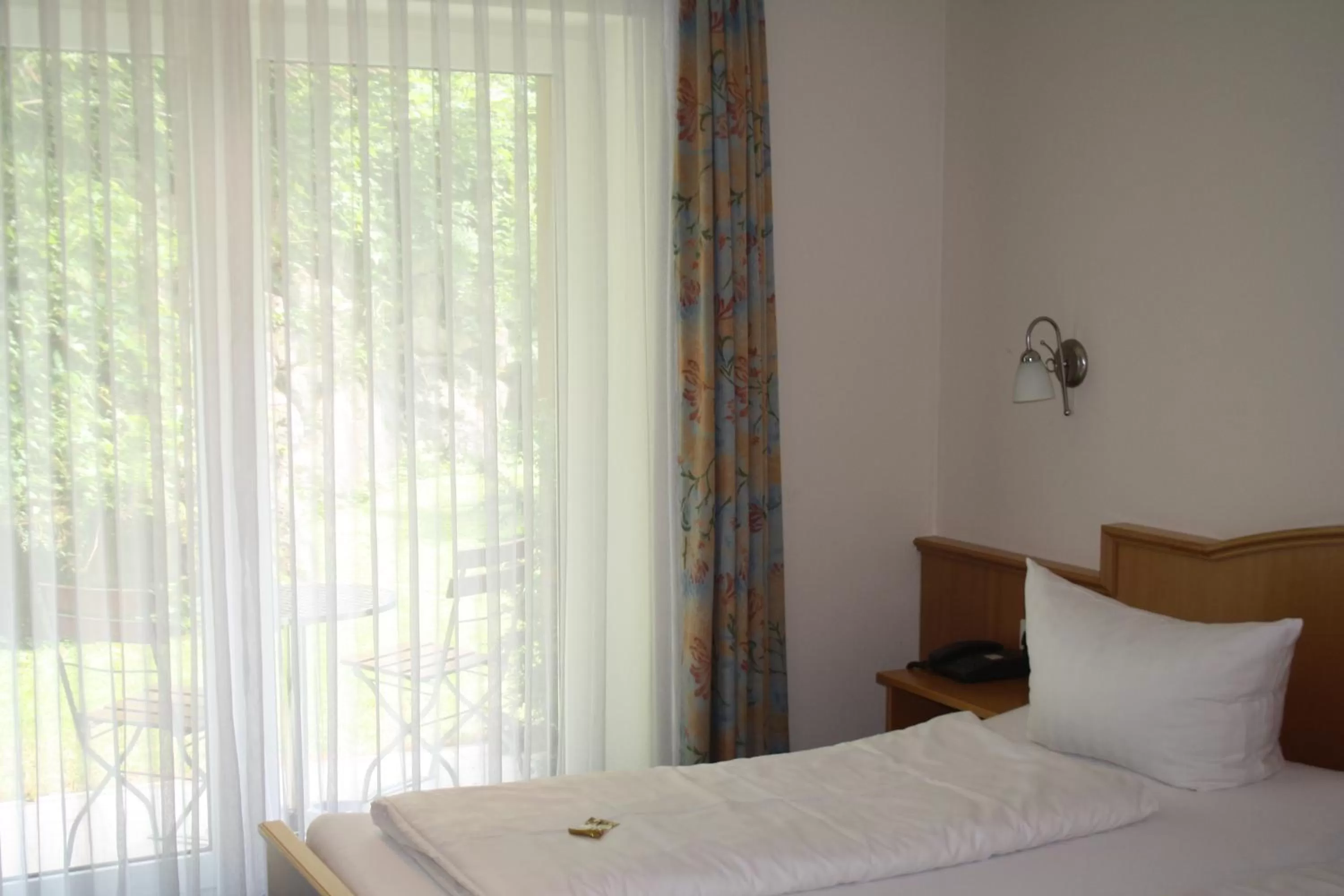 Bedroom, Bed in Hotel-Gasthof zur Krone