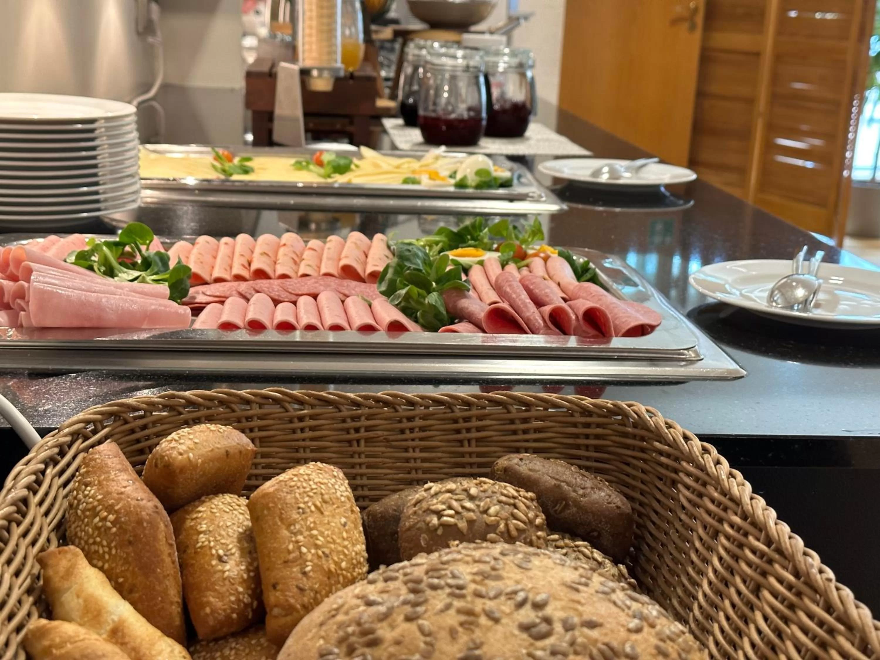Breakfast in Tryp by Wyndham Rosenheim