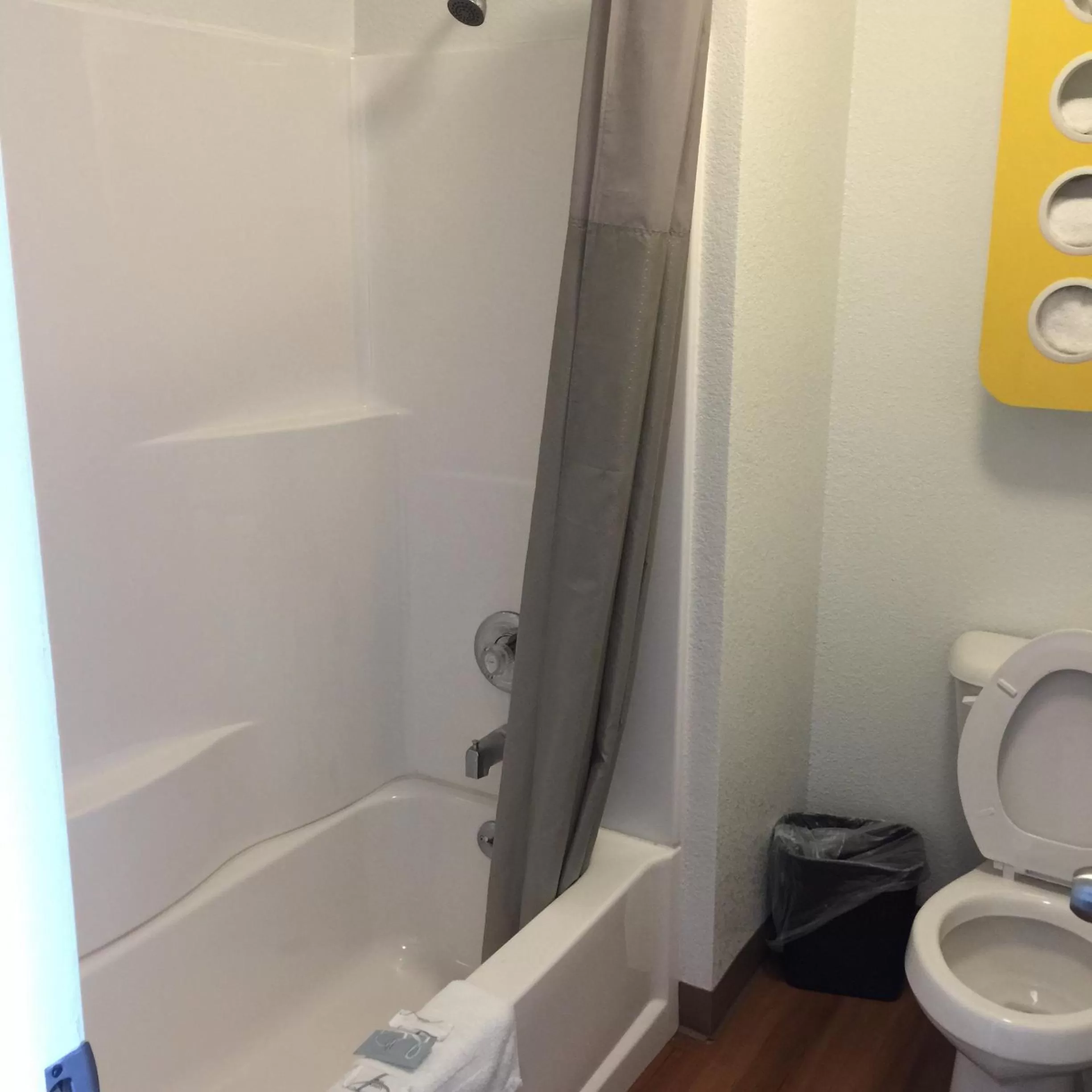 Bathroom in Motel 6 Bakersfield