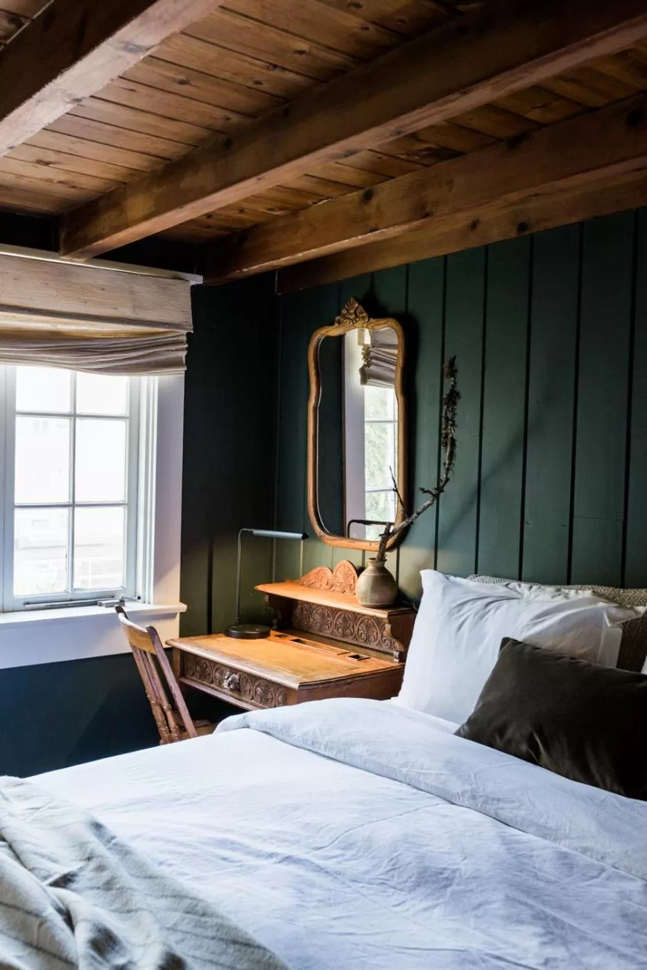 Queen Room with Garden View in Venice Beach House