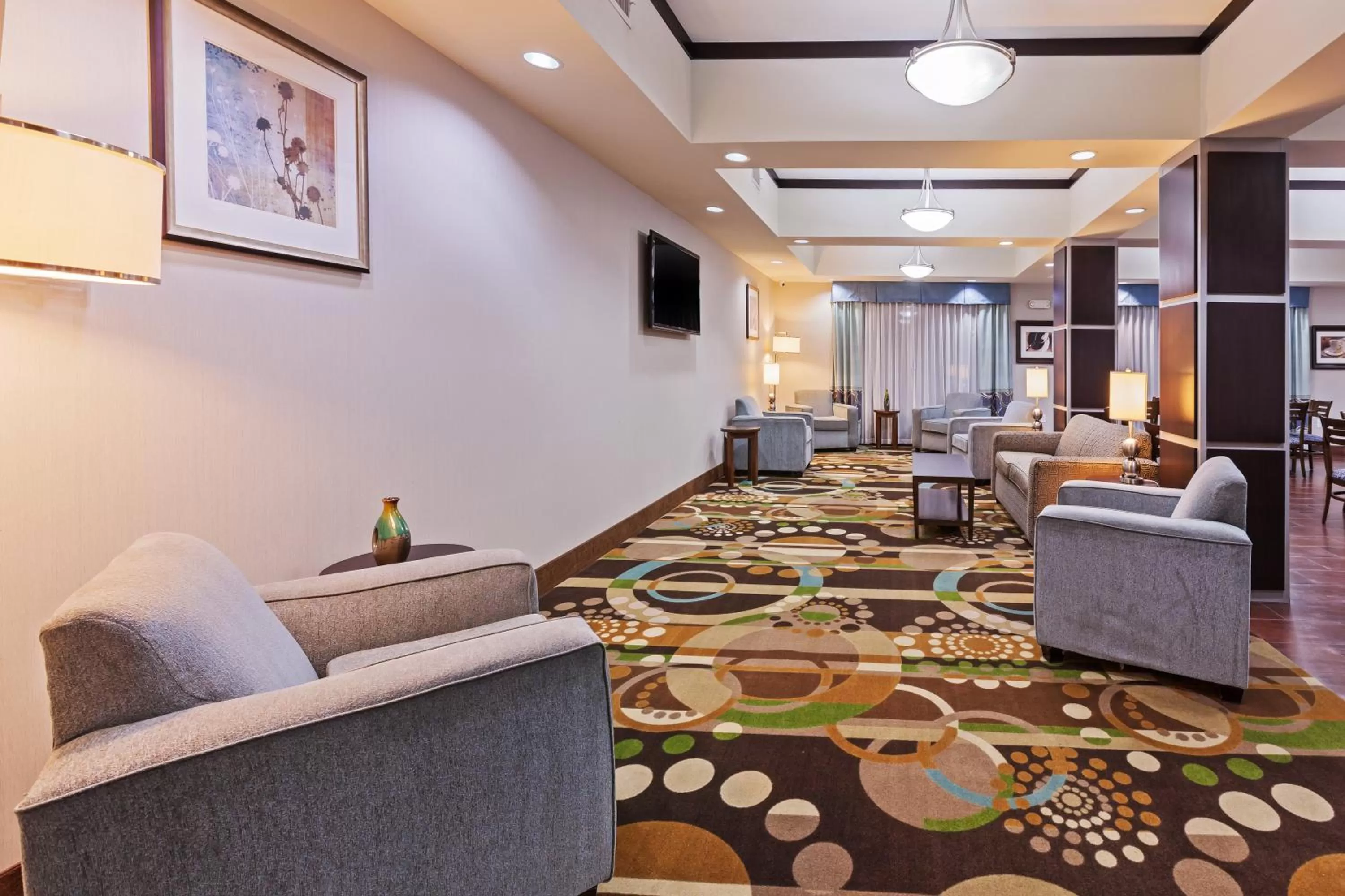 Property building in Holiday Inn Express & Suites Cleveland by IHG