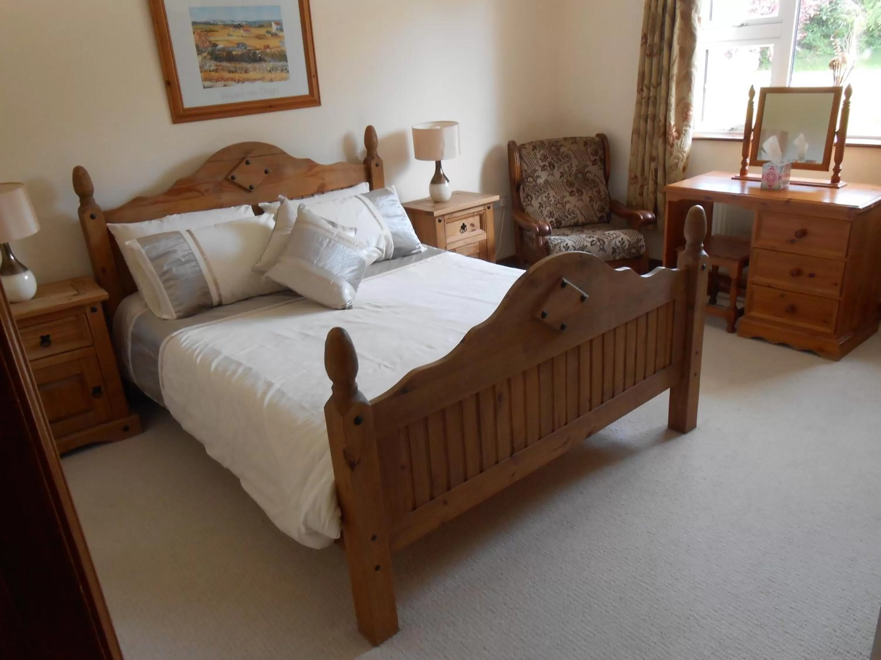 Bed in Birchdale House B&B