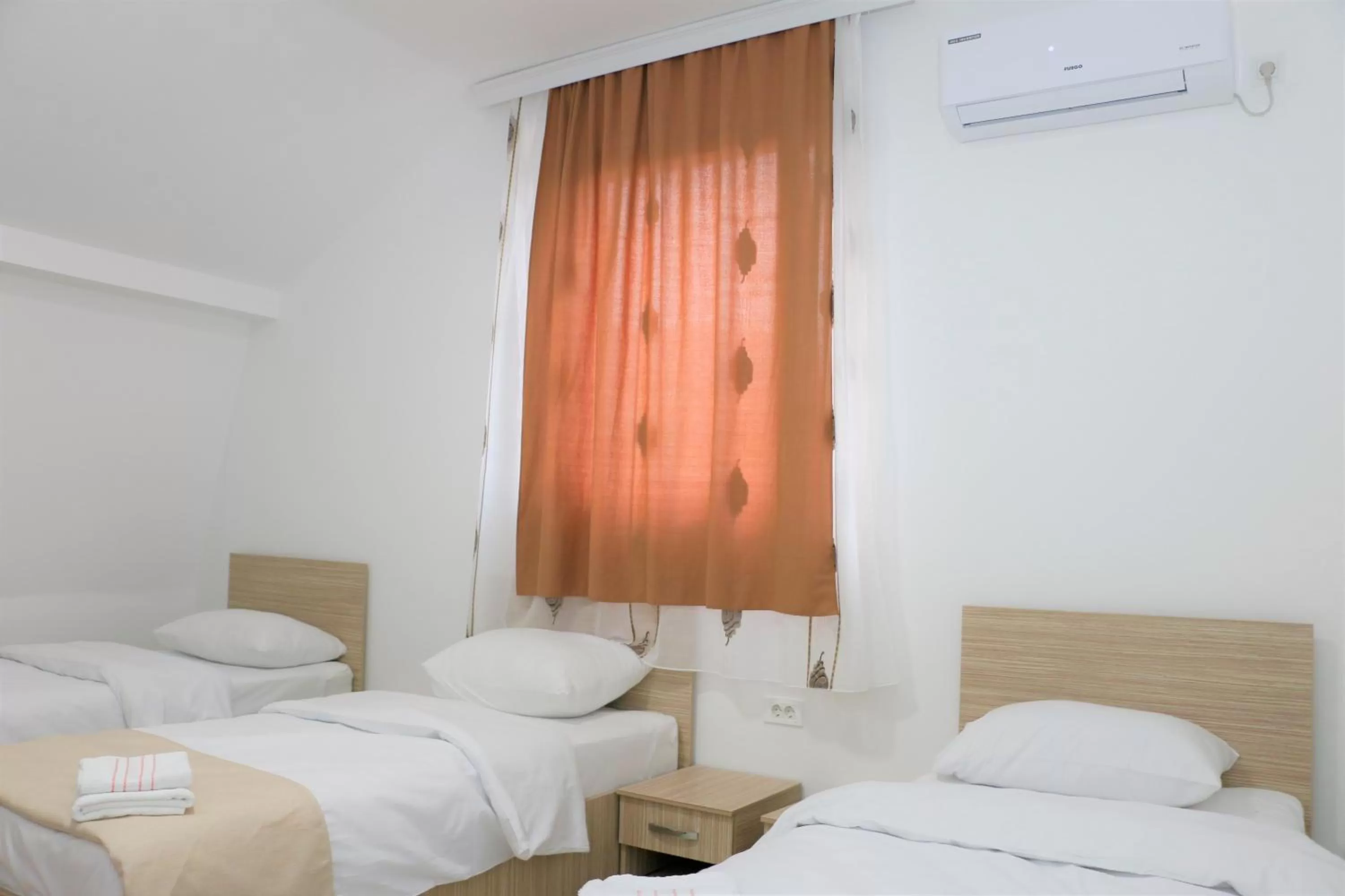 Photo of the whole room, Bed in Hotel Old Konak