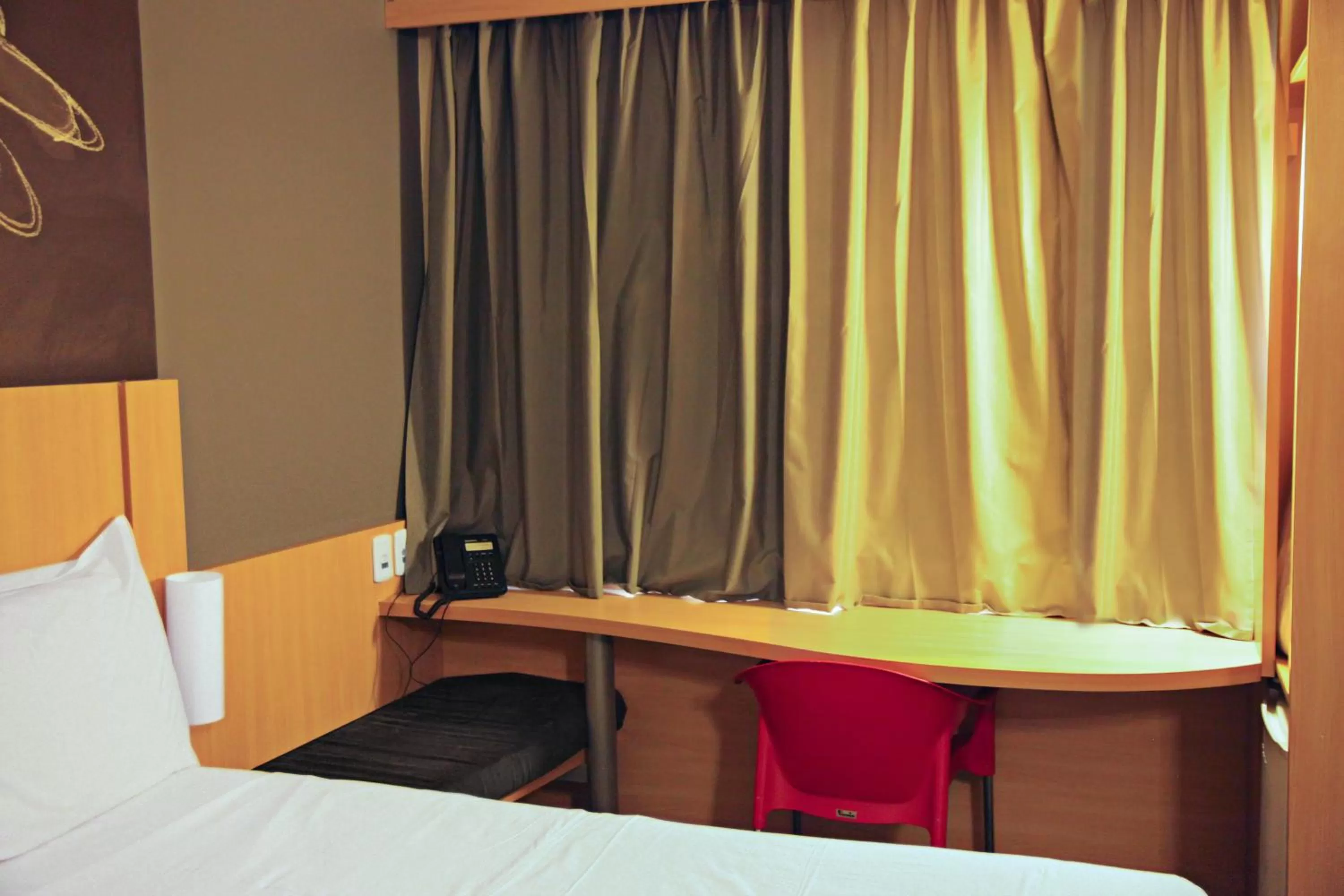 Bedroom, Bed in Ibis Bacabal