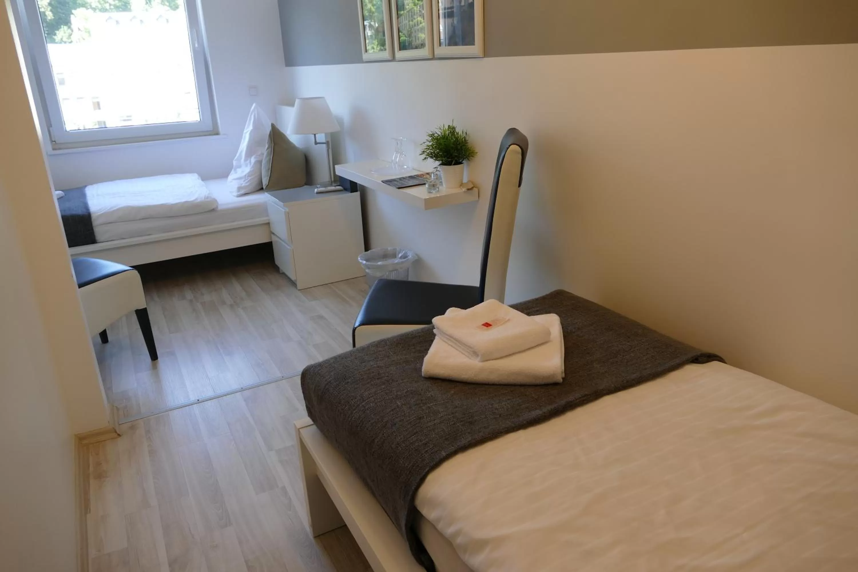 Bed in Hotel Deutscher Hof