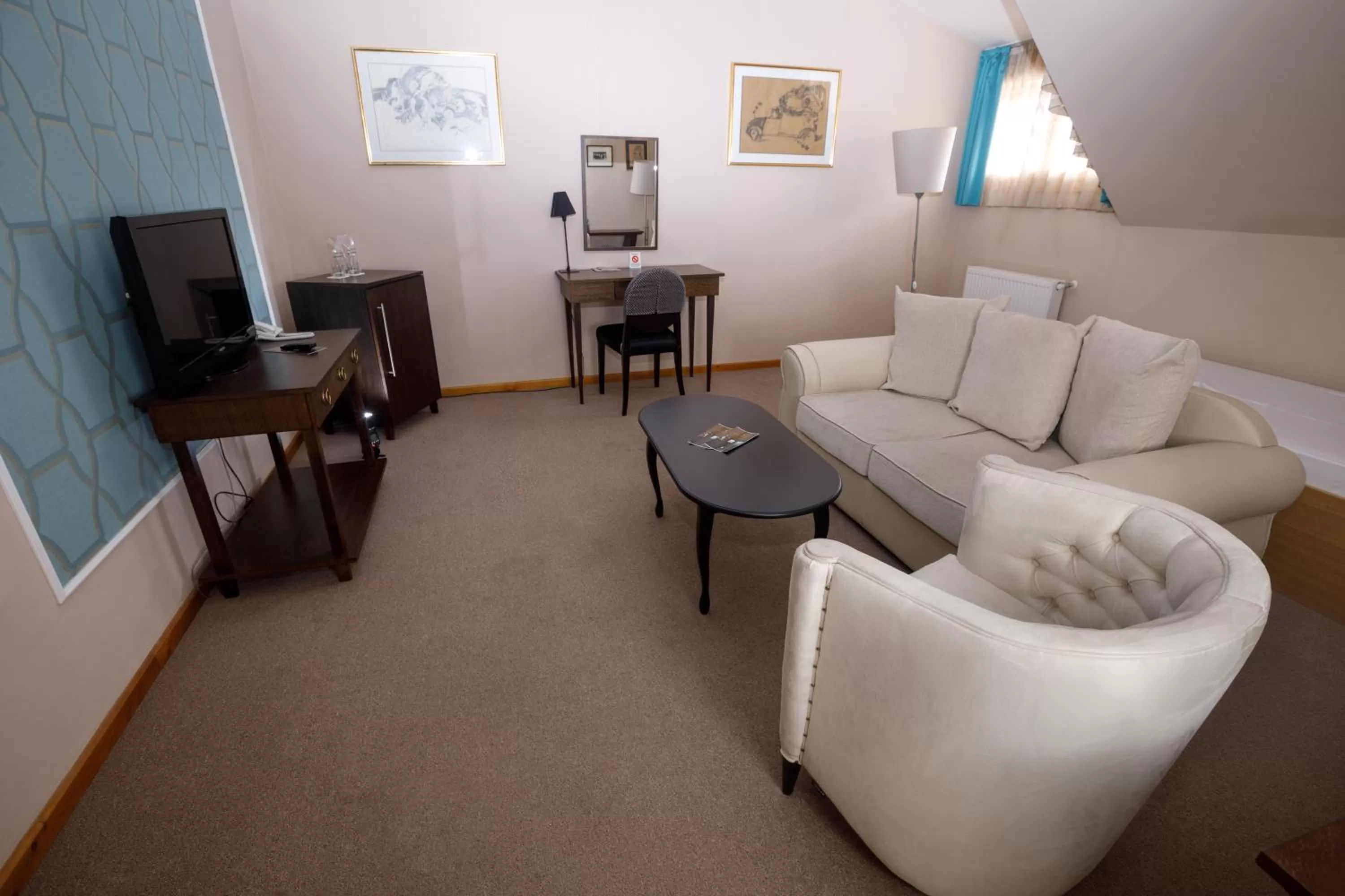 Living room, Seating Area in Art Garni Hotel