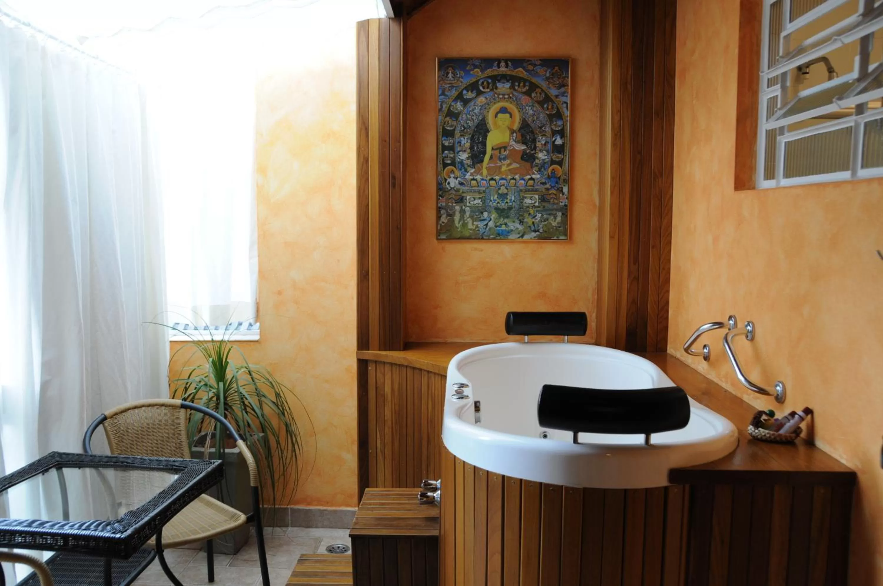 Hot Spring Bath in Pousada Villa Capivary Campos do Jordão