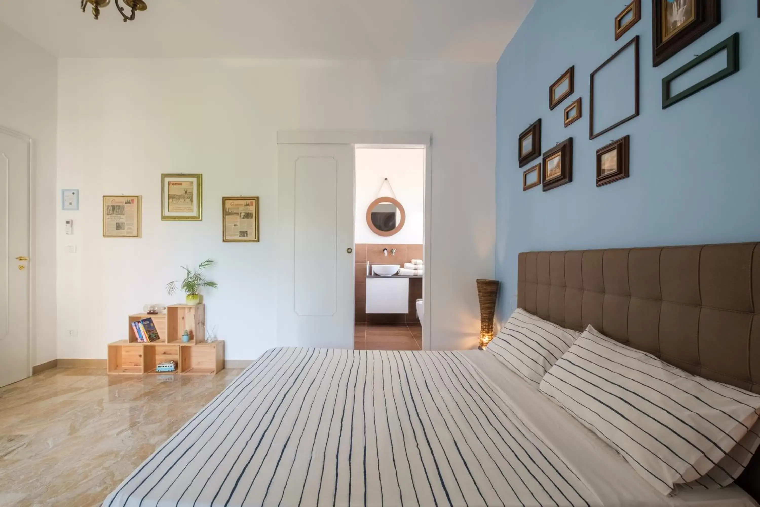 Bed in Fabula Rooms 3 Suites with private bathroom Bed in Fabula Rooms 3 Suites with private bathroom