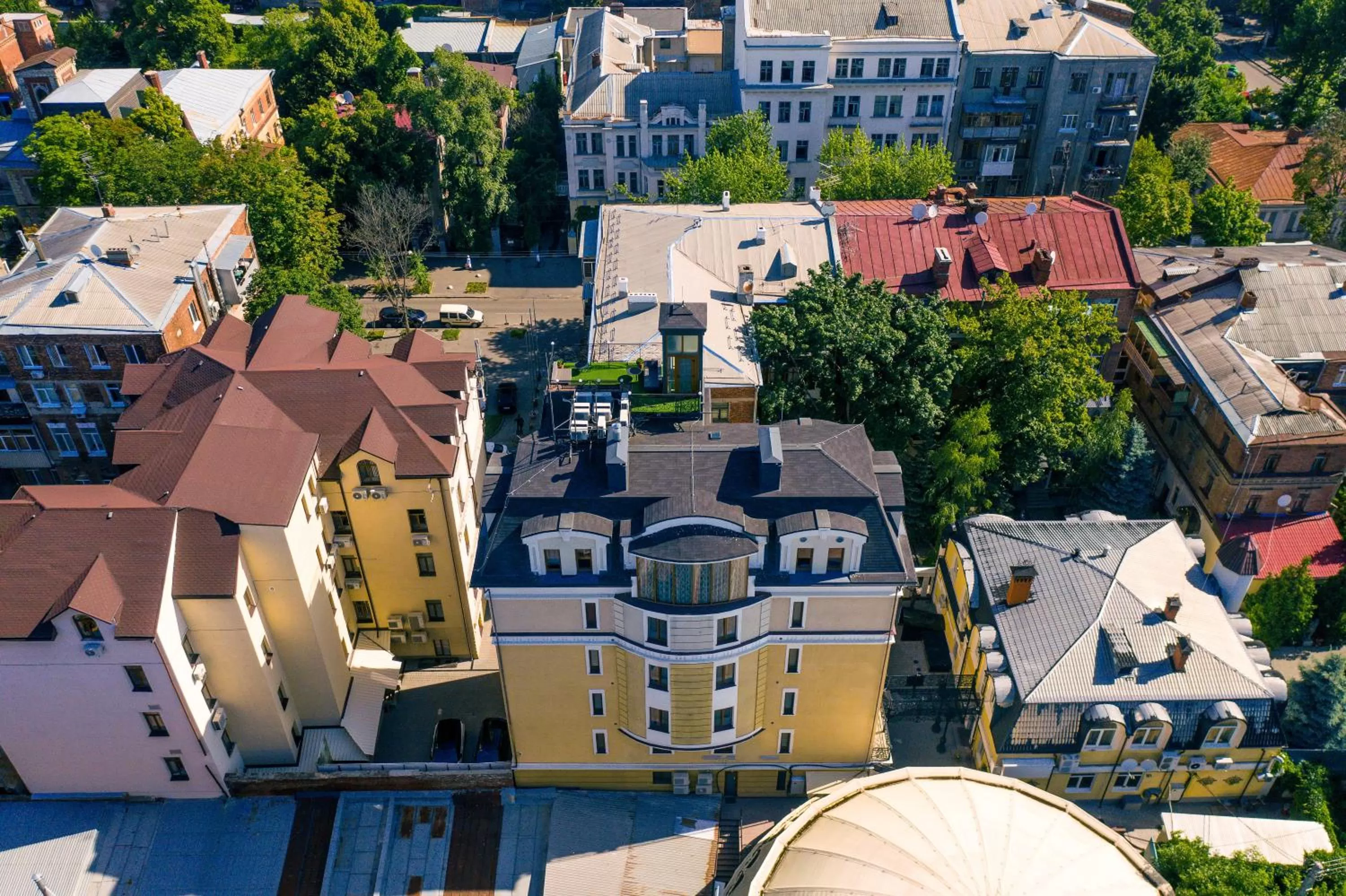 Property building, Bird's-eye View in Hotel "Mandarin Clubhouse"