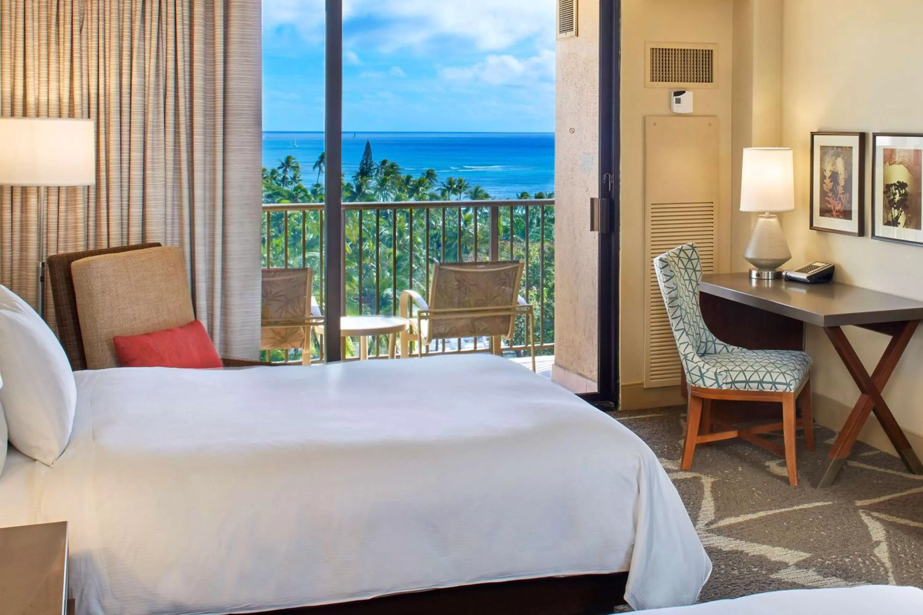 Double Room with Two Double Beds and Ocean View in Hilton Hawaiian Village Waikiki Beach Resort