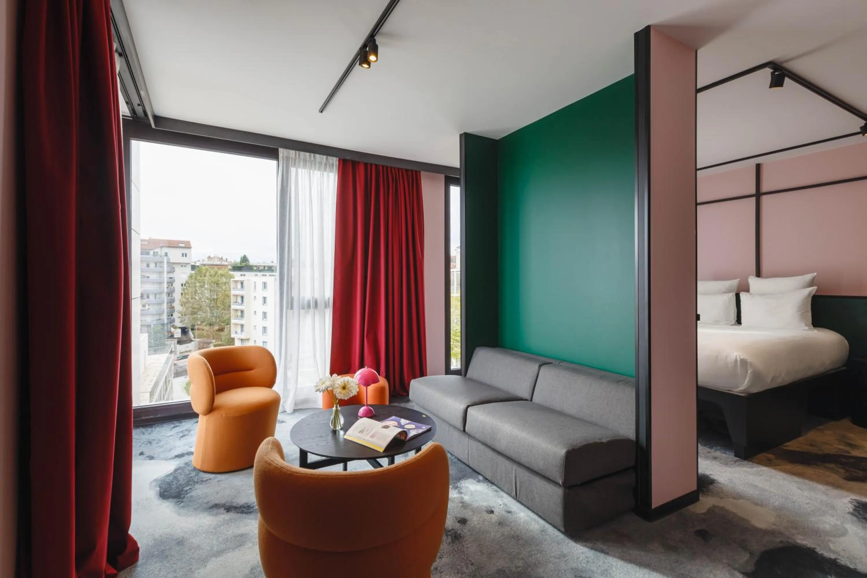 Photo of the whole room, Bed in TRIBE Lyon Croix Rousse